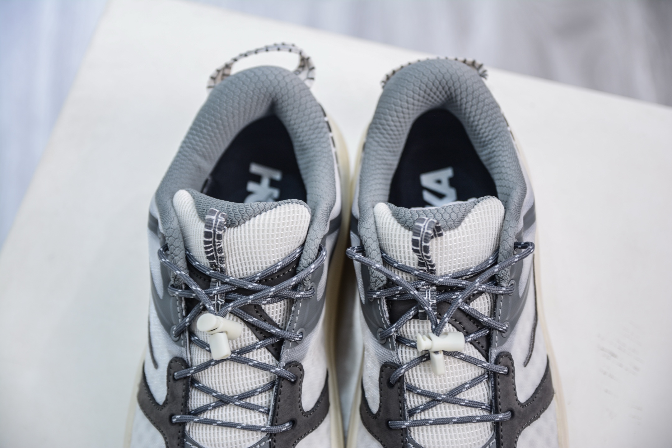 190 HOKA ONE ONE U BONDI B3LS 低帮专业越野跑步鞋 1155351/ARST-Chinese UA Cheap High Quatity Brand Clothes Bags handbags Sneakers wholesale wholesaler seller from China Factory suppliers Fashion Clothing Shoes best Quality Beautiful Price 190 HOKA ONE ONE U BONDI B3LS 低帮专业越野跑步鞋 1155351/ARST