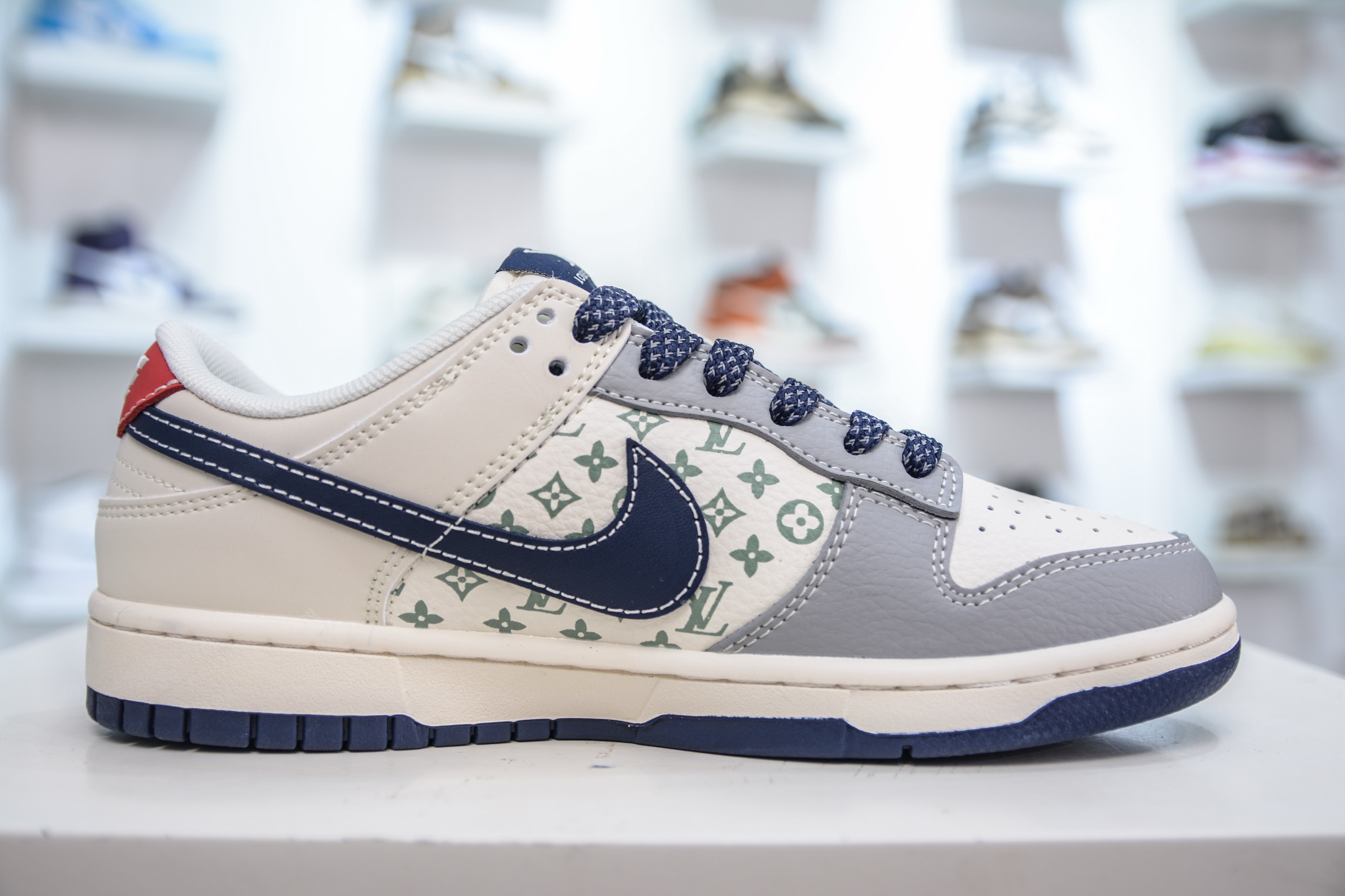 280 Nike SB Dunk Low x Louis Vuitton LV联名-灰白蓝 XX3168-161-Chinese UA Cheap High Quatity Brand Clothes Bags handbags Sneakers wholesale wholesaler seller from China Factory suppliers Fashion Clothing Shoes best Quality Beautiful Price 280 Nike SB Dunk Low x Louis Vuitton LV联名-灰白蓝 XX3168-161