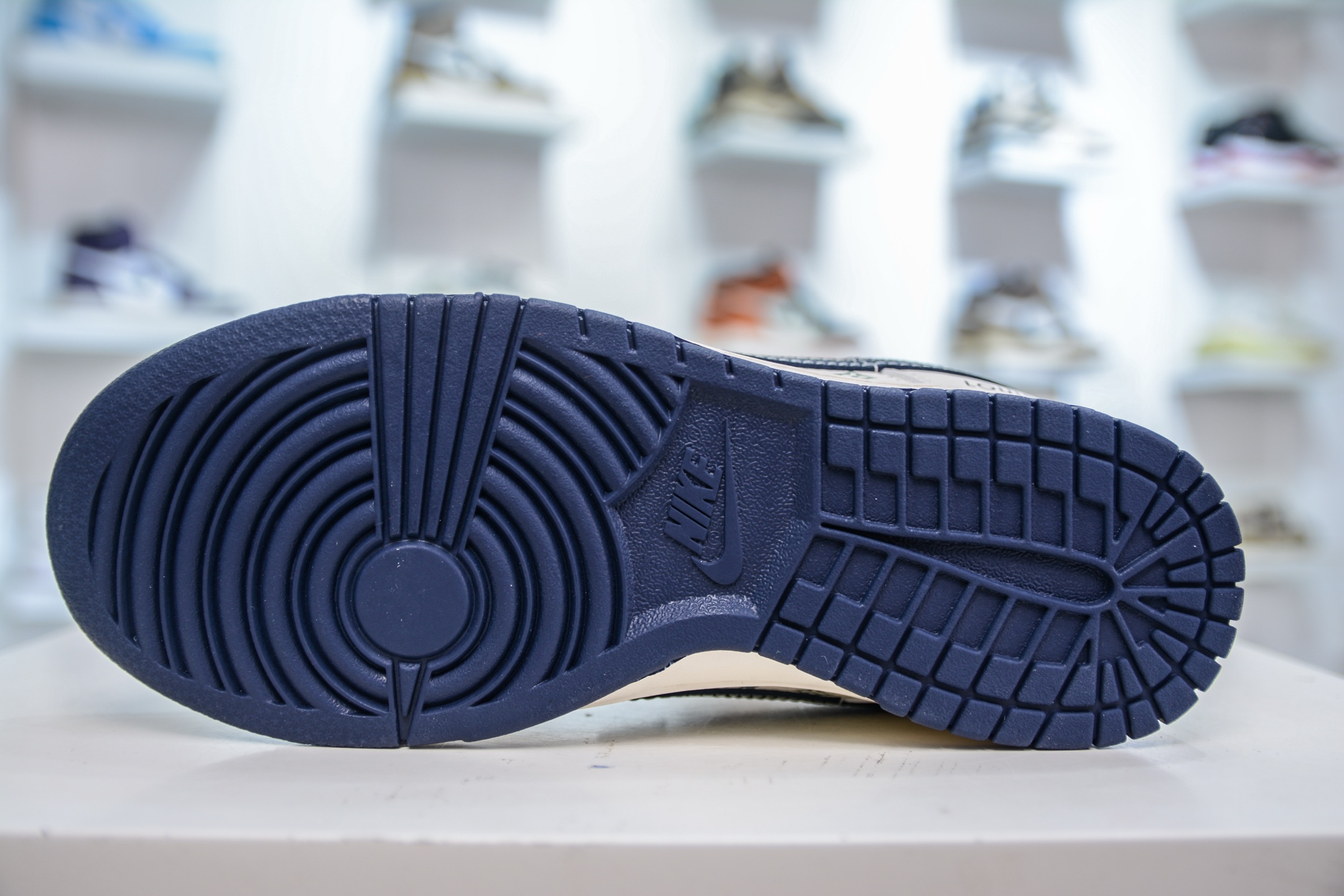 280 Nike SB Dunk Low x Louis Vuitton LV联名-灰白蓝 XX3168-161-Chinese UA Cheap High Quatity Brand Clothes Bags handbags Sneakers wholesale wholesaler seller from China Factory suppliers Fashion Clothing Shoes best Quality Beautiful Price 280 Nike SB Dunk Low x Louis Vuitton LV联名-灰白蓝 XX3168-161