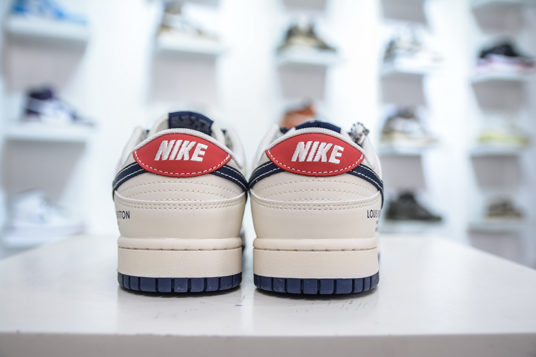 280 Nike SB Dunk Low x Louis Vuitton LV联名-灰白蓝 XX3168-161-Chinese UA Cheap High Quatity Brand Clothes Bags handbags Sneakers wholesale wholesaler seller from China Factory suppliers Fashion Clothing Shoes best Quality Beautiful Price 280 Nike SB Dunk Low x Louis Vuitton LV联名-灰白蓝 XX3168-161