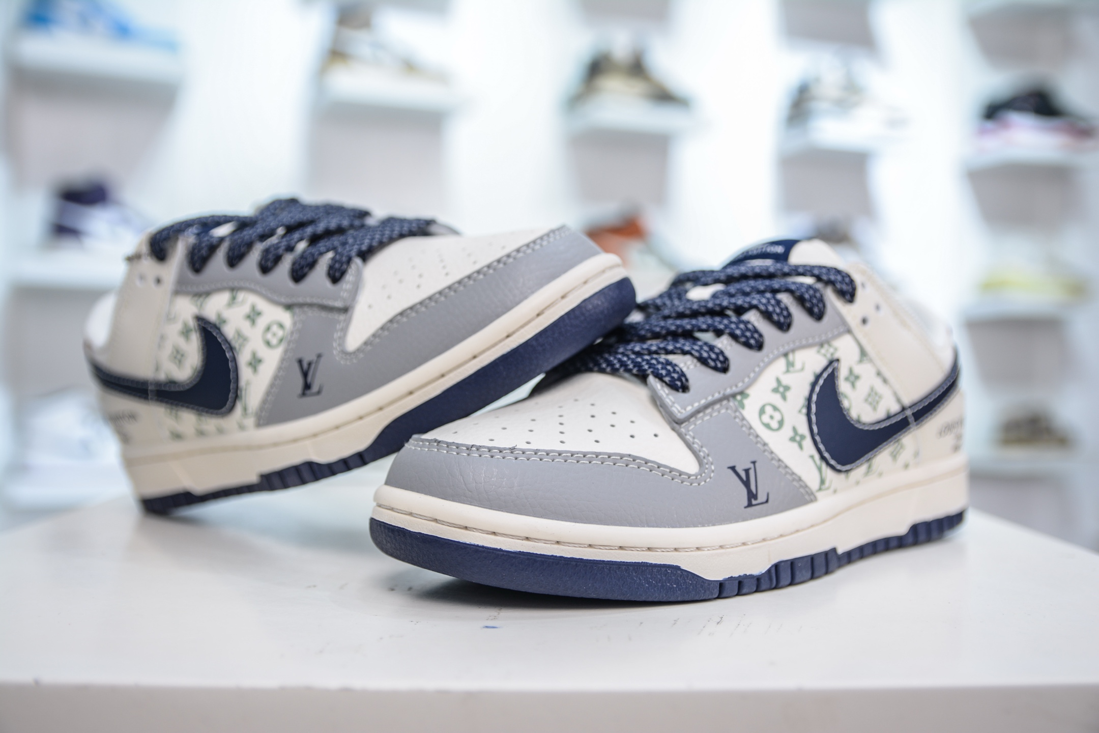 280 Nike SB Dunk Low x Louis Vuitton LV联名-灰白蓝 XX3168-161-Chinese UA Cheap High Quatity Brand Clothes Bags handbags Sneakers wholesale wholesaler seller from China Factory suppliers Fashion Clothing Shoes best Quality Beautiful Price 280 Nike SB Dunk Low x Louis Vuitton LV联名-灰白蓝 XX3168-161