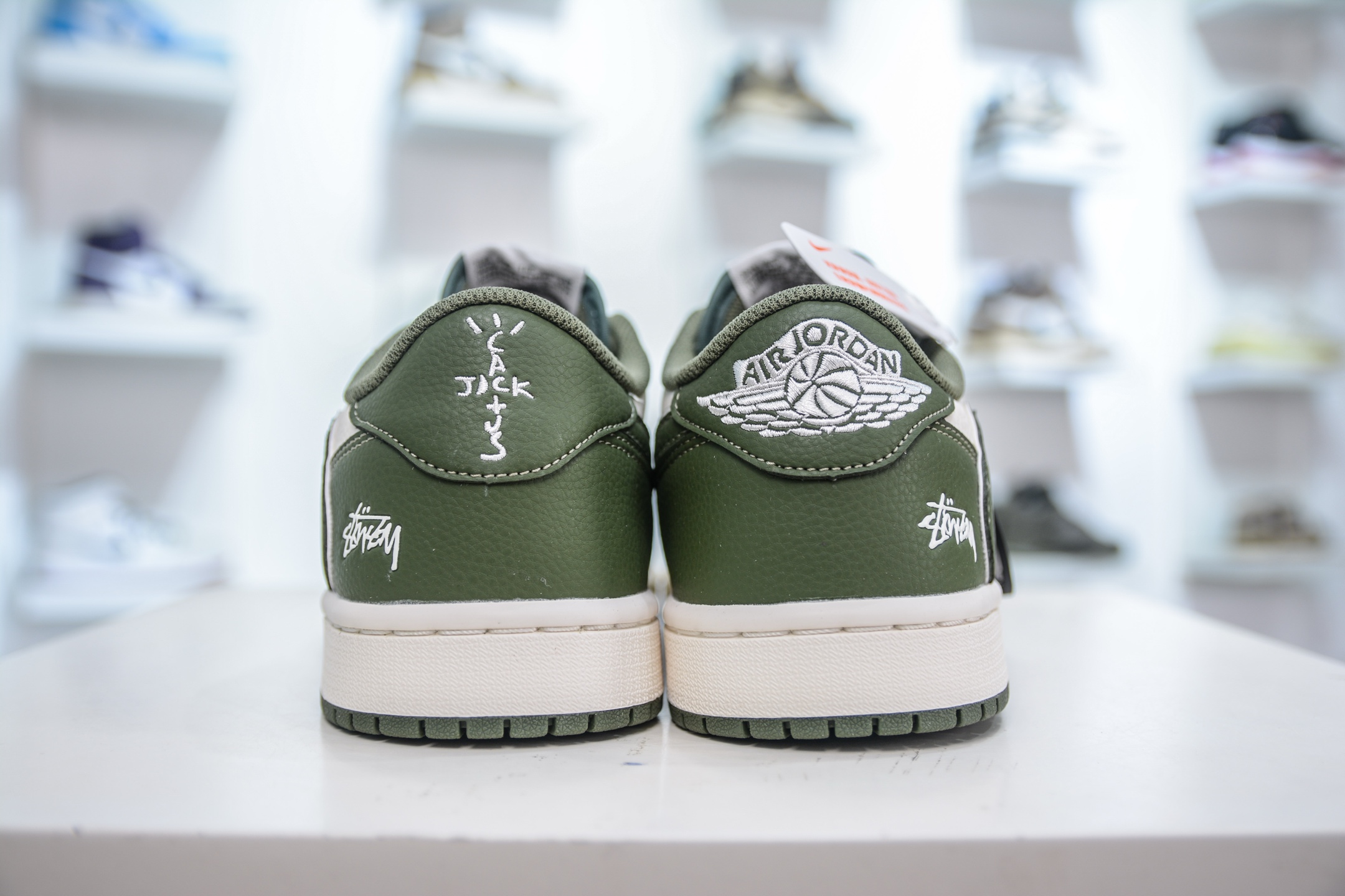 270 TS x Air Jordan x Stussy AJ1 Low 倒钩低帮联名斯图西-米白绿 ST5696-263-Chinese UA Cheap High Quatity Brand Clothes Bags handbags Sneakers wholesale wholesaler seller from China Factory suppliers Fashion Clothing Shoes best Quality Beautiful Price 270 TS x Air Jordan x Stussy AJ1 Low 倒钩低帮联名斯图西-米白绿 ST5696-263