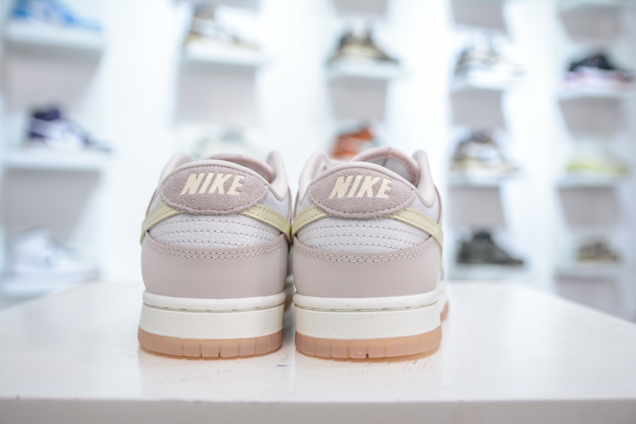 180 Nike Dunk Low 柔粉 FB7910-601-Chinese UA Cheap High Quatity Brand Clothes Bags handbags Sneakers wholesale wholesaler seller from China Factory suppliers Fashion Clothing Shoes best Quality Beautiful Price 180 Nike Dunk Low 柔粉 FB7910-601