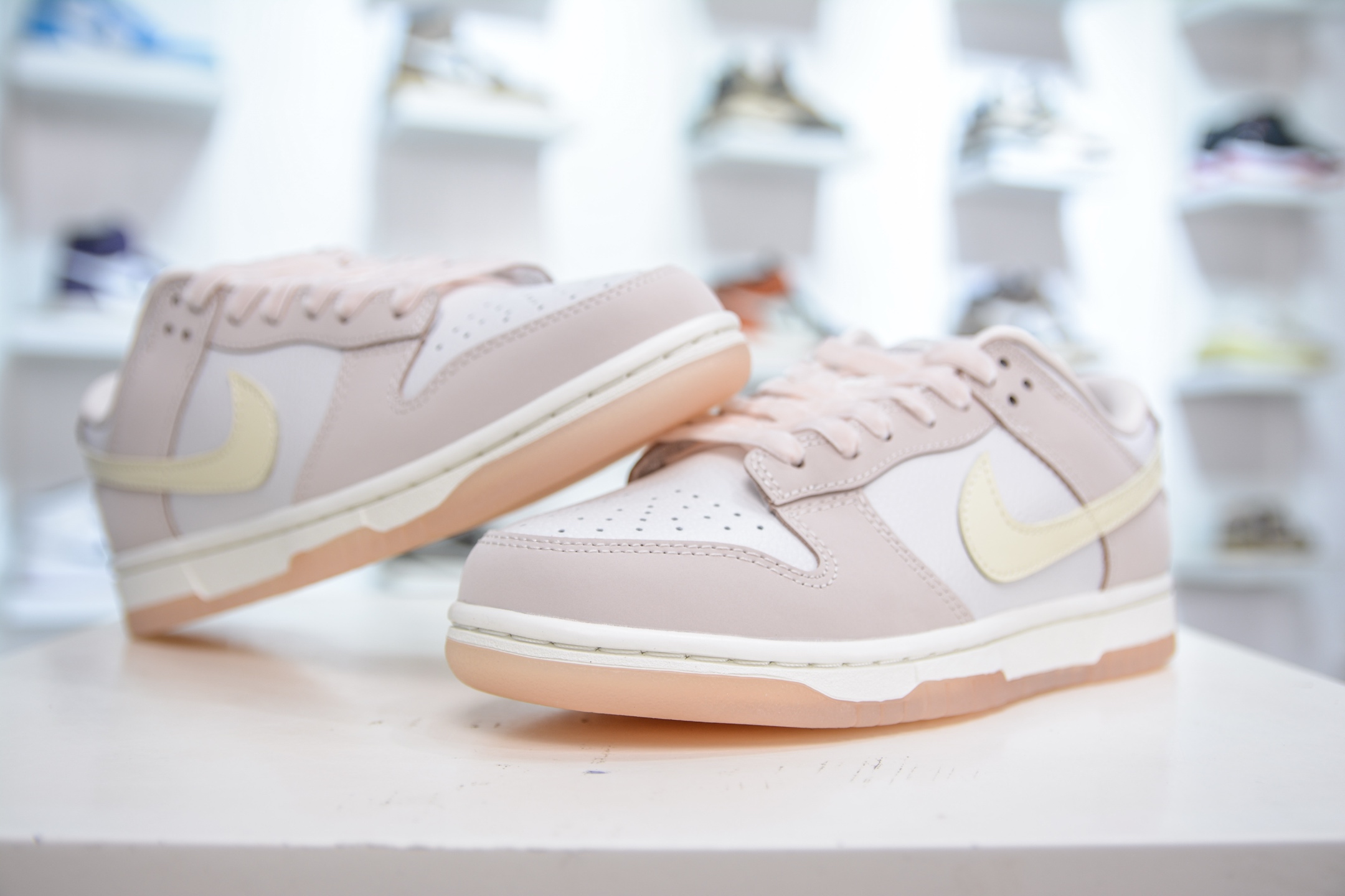 180 Nike Dunk Low 柔粉 FB7910-601-Chinese UA Cheap High Quatity Brand Clothes Bags handbags Sneakers wholesale wholesaler seller from China Factory suppliers Fashion Clothing Shoes best Quality Beautiful Price 180 Nike Dunk Low 柔粉 FB7910-601