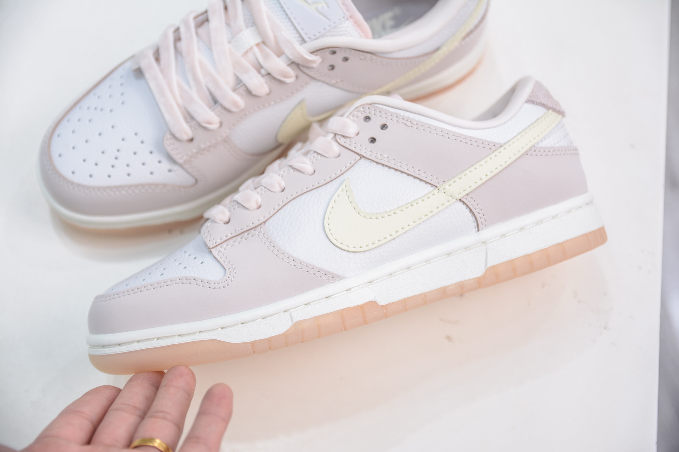 180 Nike Dunk Low 柔粉 FB7910-601-Chinese UA Cheap High Quatity Brand Clothes Bags handbags Sneakers wholesale wholesaler seller from China Factory suppliers Fashion Clothing Shoes best Quality Beautiful Price 180 Nike Dunk Low 柔粉 FB7910-601