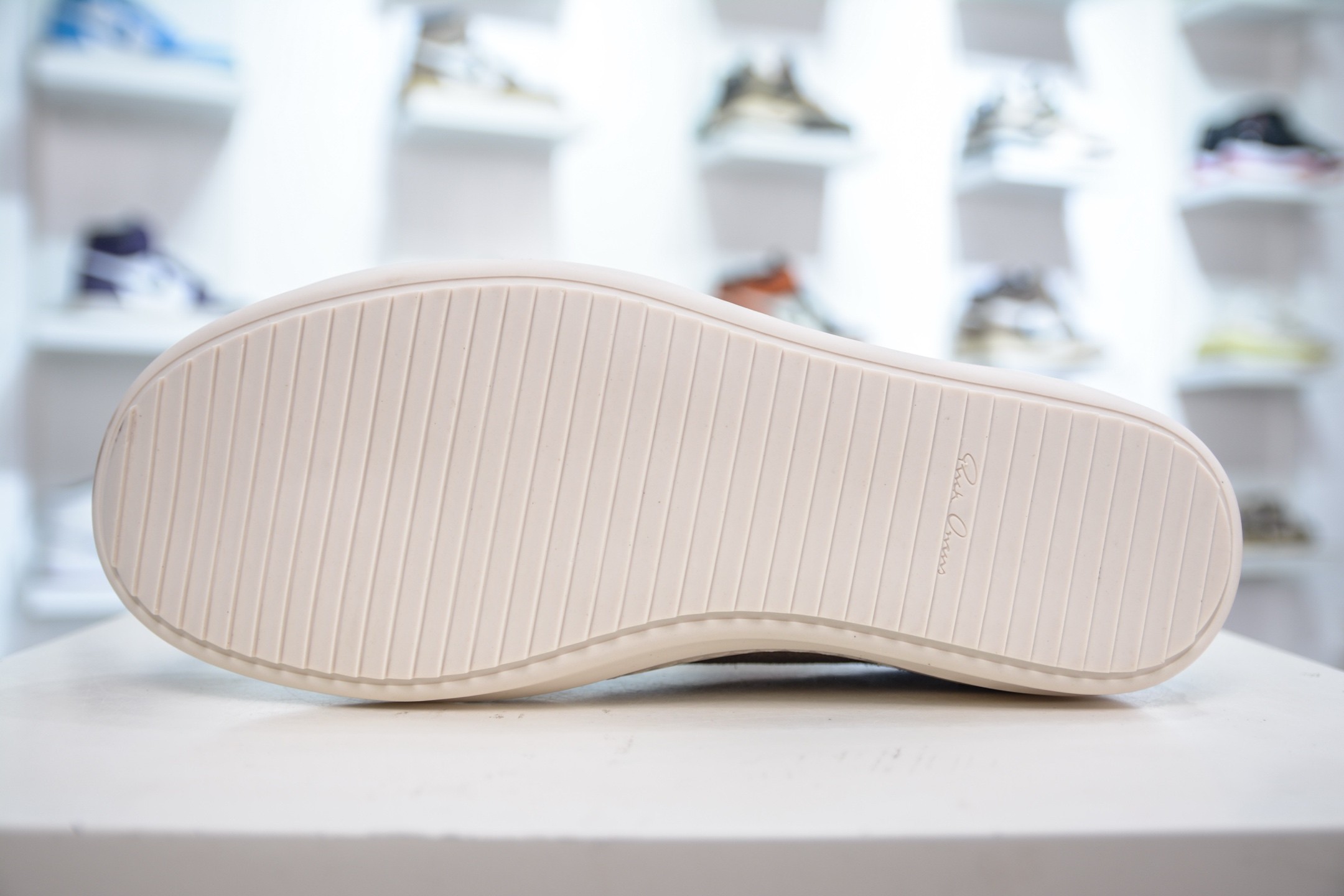 400 RO欧文斯Rickowens 侵权vans 款 纯原天花板,-Chinese UA Cheap High Quatity Brand Clothes Bags handbags Sneakers wholesale wholesaler seller from China Factory suppliers Fashion Clothing Shoes best Quality Beautiful Price 400 RO欧文斯Rickowens 侵权vans 款 纯原天花板,