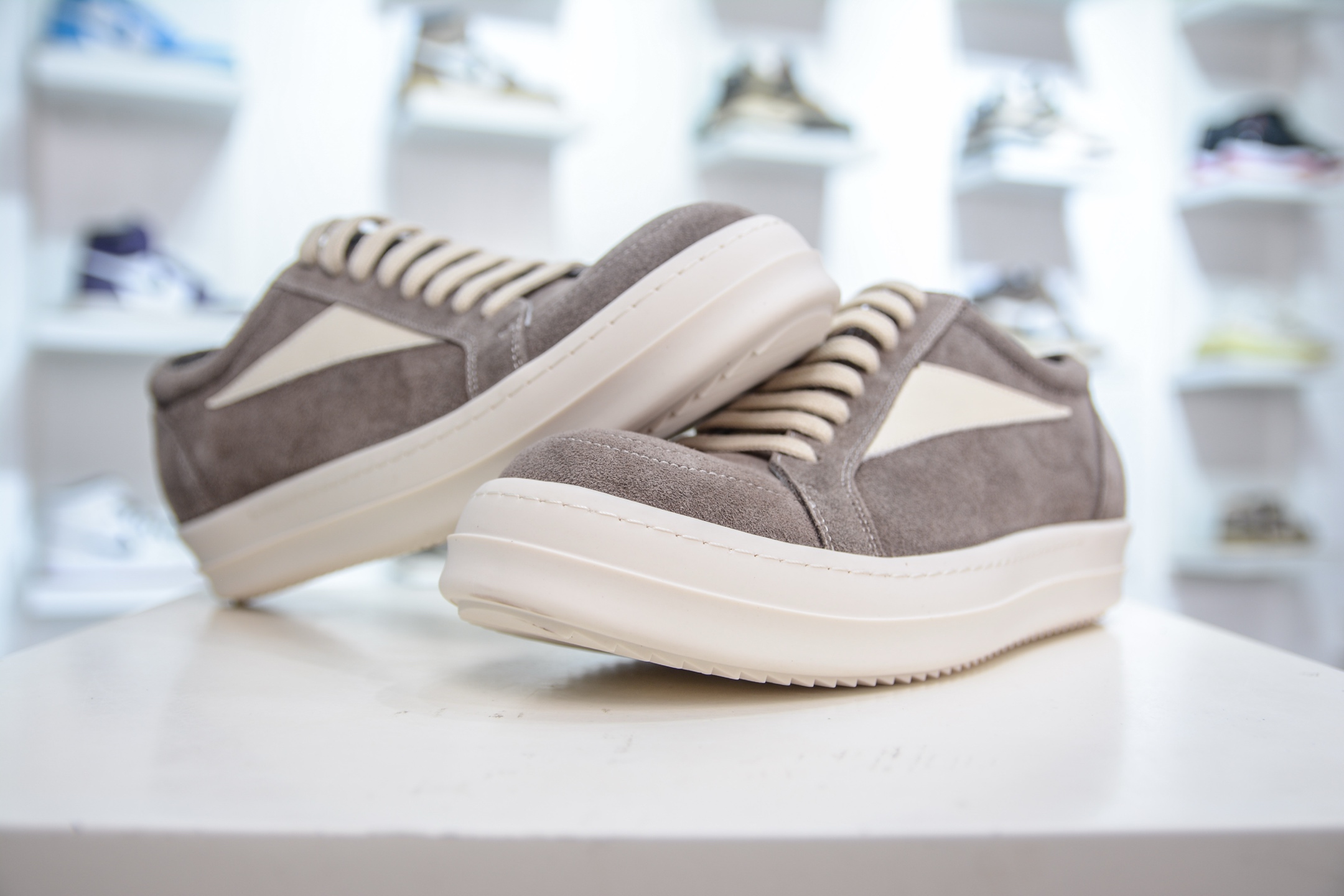 400 RO欧文斯Rickowens 侵权vans 款 纯原天花板,-Chinese UA Cheap High Quatity Brand Clothes Bags handbags Sneakers wholesale wholesaler seller from China Factory suppliers Fashion Clothing Shoes best Quality Beautiful Price 400 RO欧文斯Rickowens 侵权vans 款 纯原天花板,