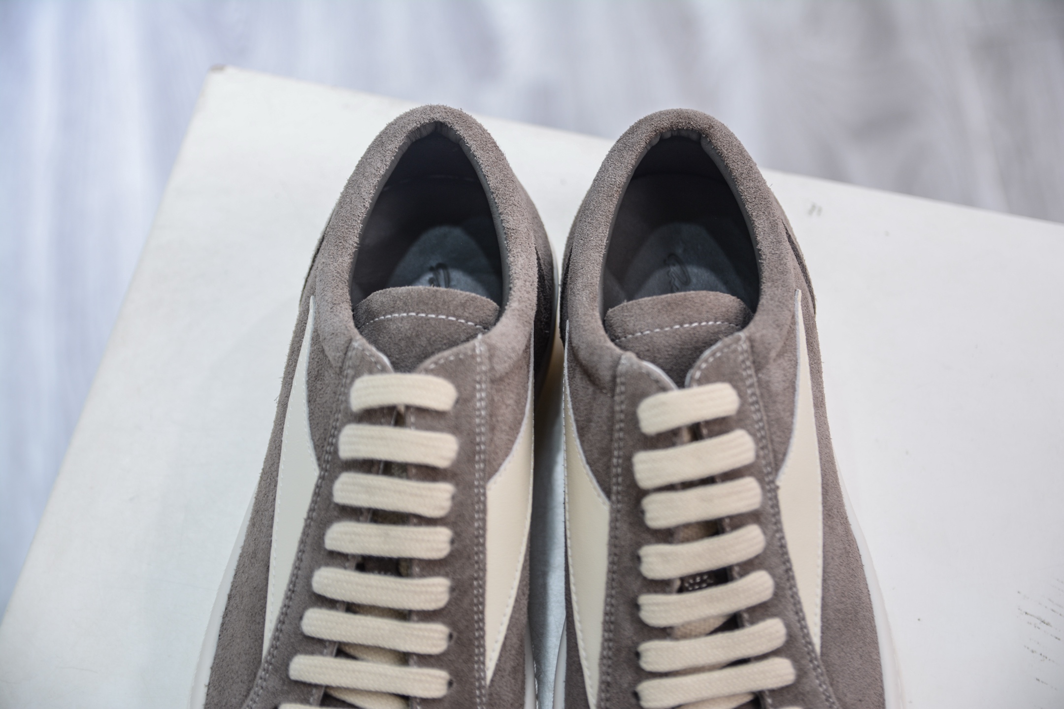 400 RO欧文斯Rickowens 侵权vans 款 纯原天花板,-Chinese UA Cheap High Quatity Brand Clothes Bags handbags Sneakers wholesale wholesaler seller from China Factory suppliers Fashion Clothing Shoes best Quality Beautiful Price 400 RO欧文斯Rickowens 侵权vans 款 纯原天花板,