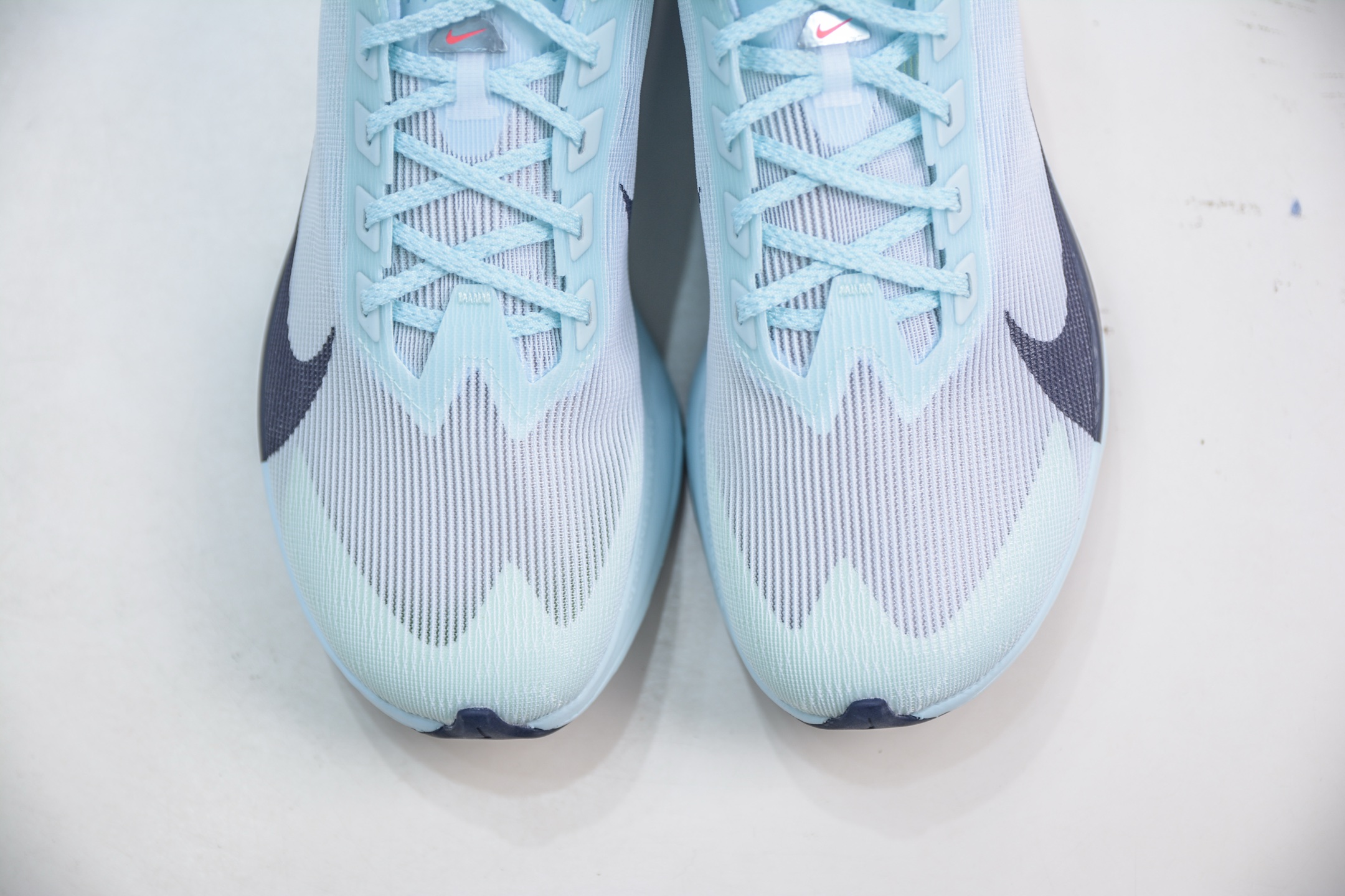 220 Nike ZoomX Vaporfly NEXT% 4 马拉松系列公路竞速超轻缓震跑步鞋 HF6412-400-Chinese UA Cheap High Quatity Brand Clothes Bags handbags Sneakers wholesale wholesaler seller from China Factory suppliers Fashion Clothing Shoes best Quality Beautiful Price 220 Nike ZoomX Vaporfly NEXT% 4 马拉松系列公路竞速超轻缓震跑步鞋 HF6412-400