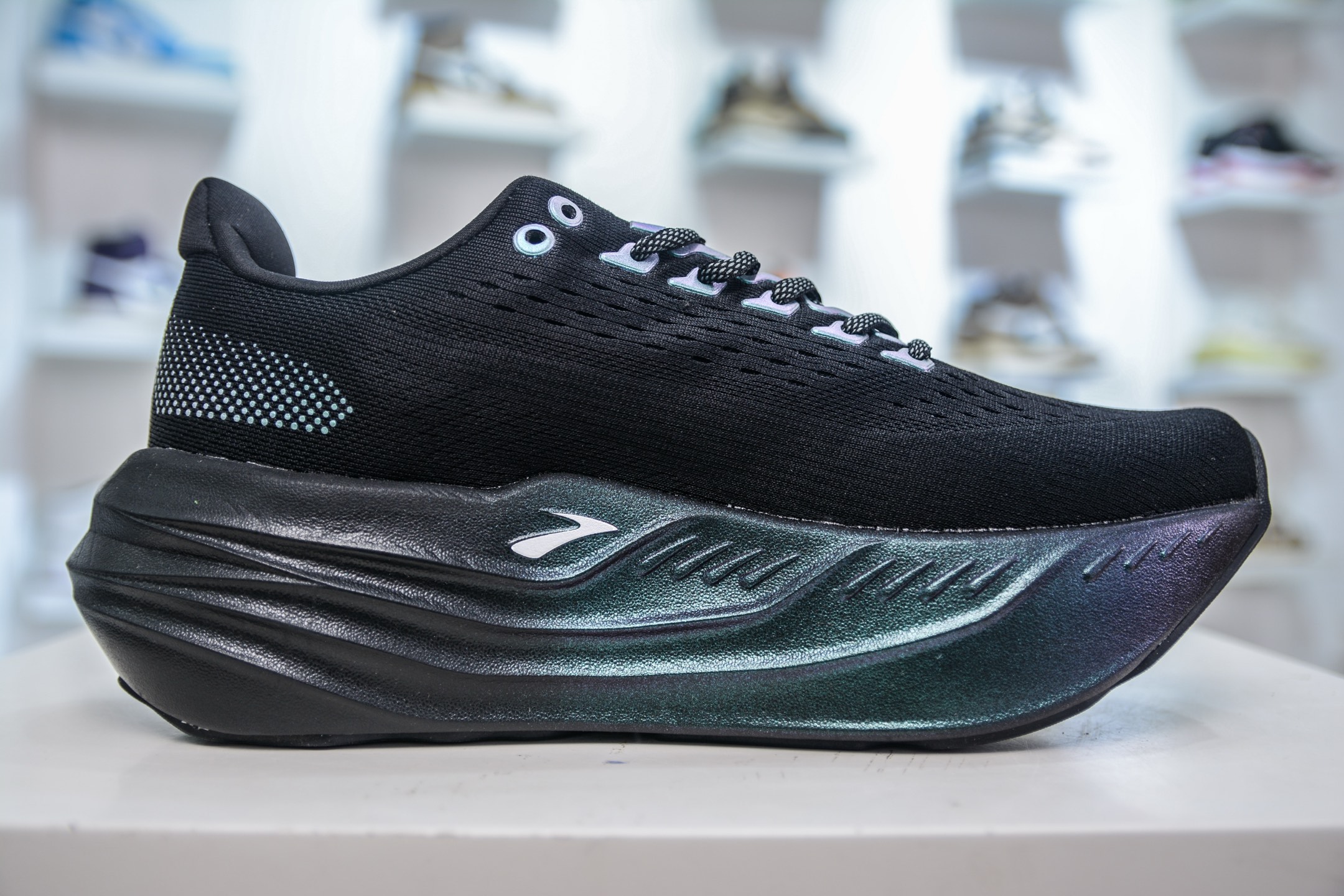 180 Brooks布鲁克斯 Glycerin max 舒适简约防滑耐磨低帮跑步鞋 120436 1B 026-Chinese UA Cheap High Quatity Brand Clothes Bags handbags Sneakers wholesale wholesaler seller from China Factory suppliers Fashion Clothing Shoes best Quality Beautiful Price 180 Brooks布鲁克斯 Glycerin max 舒适简约防滑耐磨低帮跑步鞋 120436 1B 026