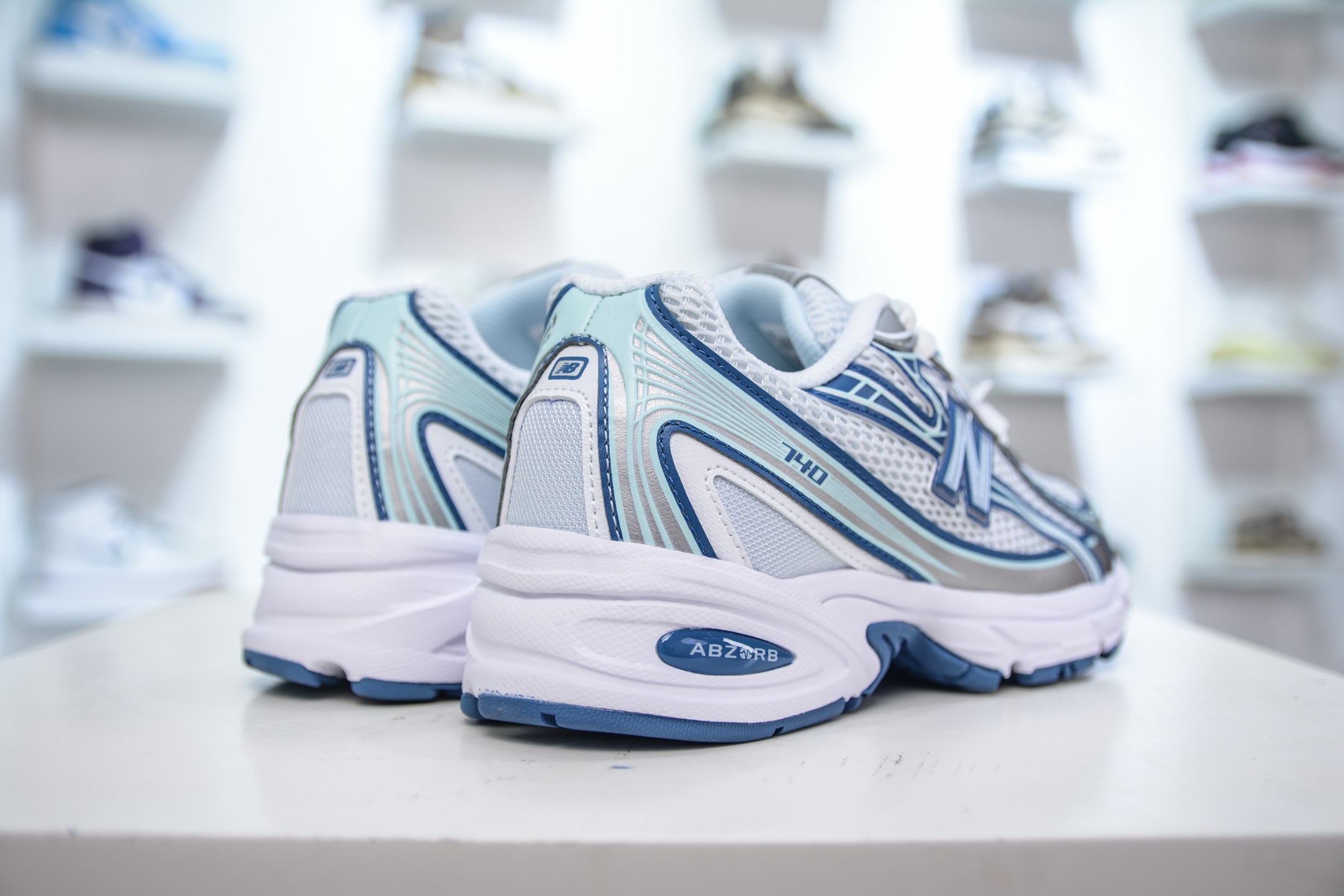 180 优势主推好价 New Balance MR740 NB新百伦系列复古老爹风休闲运动慢跑鞋 U740LB2-Chinese UA Cheap High Quatity Brand Clothes Bags handbags Sneakers wholesale wholesaler seller from China Factory suppliers Fashion Clothing Shoes best Quality Beautiful Price 180 优势主推好价 New Balance MR740 NB新百伦系列复古老爹风休闲运动慢跑鞋 U740LB2