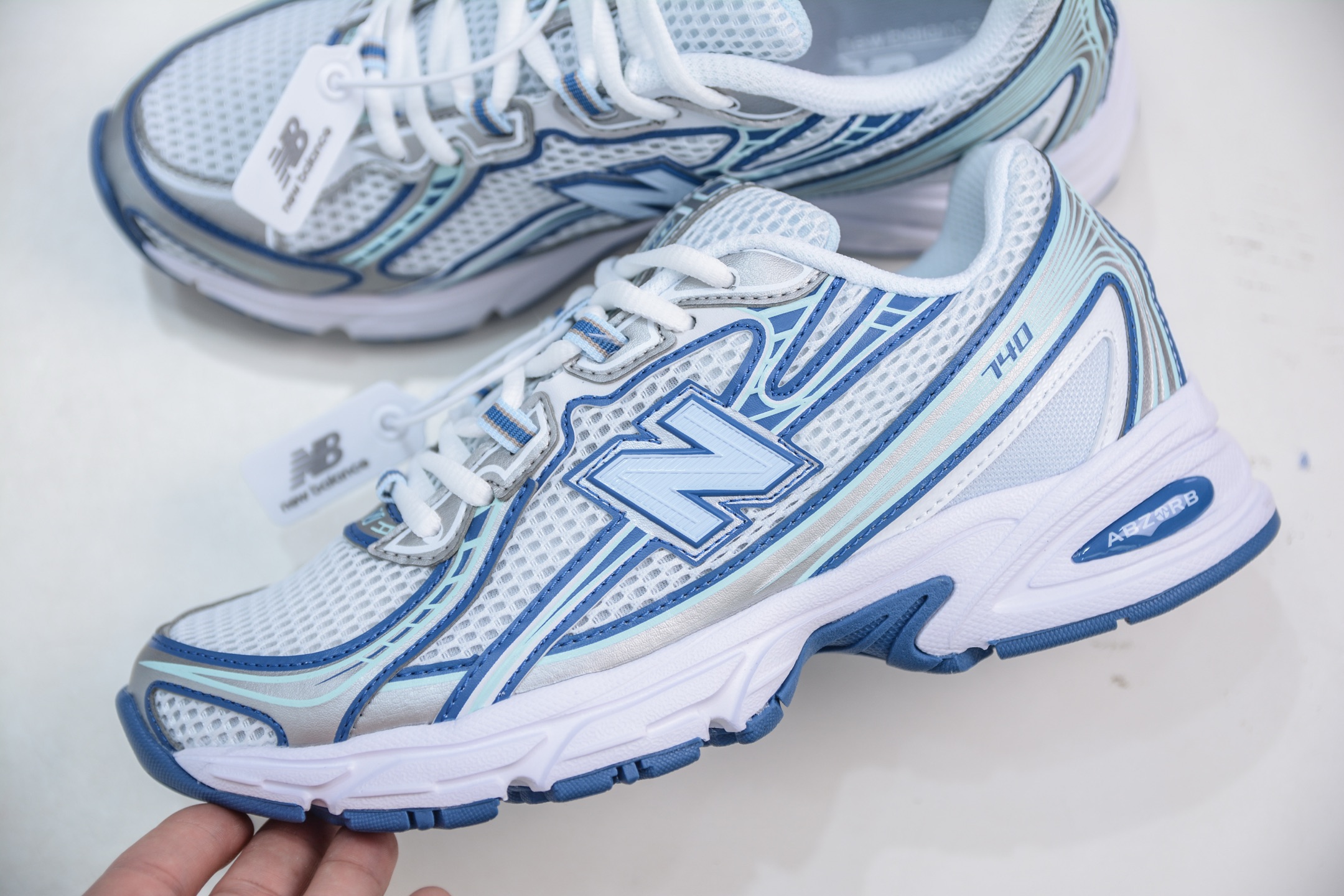 180 优势主推好价 New Balance MR740 NB新百伦系列复古老爹风休闲运动慢跑鞋 U740LB2-Chinese UA Cheap High Quatity Brand Clothes Bags handbags Sneakers wholesale wholesaler seller from China Factory suppliers Fashion Clothing Shoes best Quality Beautiful Price 180 优势主推好价 New Balance MR740 NB新百伦系列复古老爹风休闲运动慢跑鞋 U740LB2