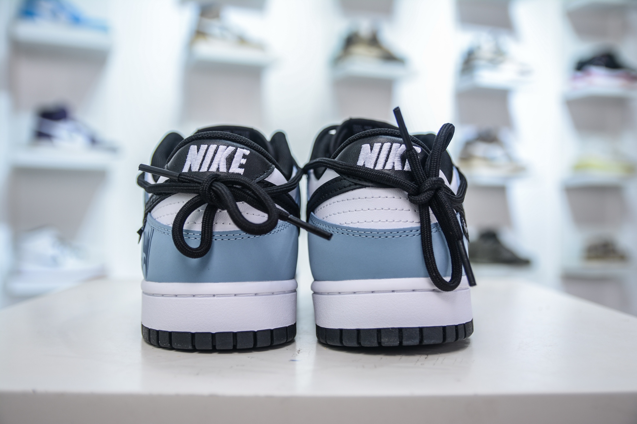 280 优势主推好价 YC纯原 Nike Dunk Low 山海经 赢鱼 黑白蓝 DD1503-101-Chinese UA Cheap High Quatity Brand Clothes Bags handbags Sneakers wholesale wholesaler seller from China Factory suppliers Fashion Clothing Shoes best Quality Beautiful Price 280 优势主推好价 YC纯原 Nike Dunk Low 山海经 赢鱼 黑白蓝 DD1503-101