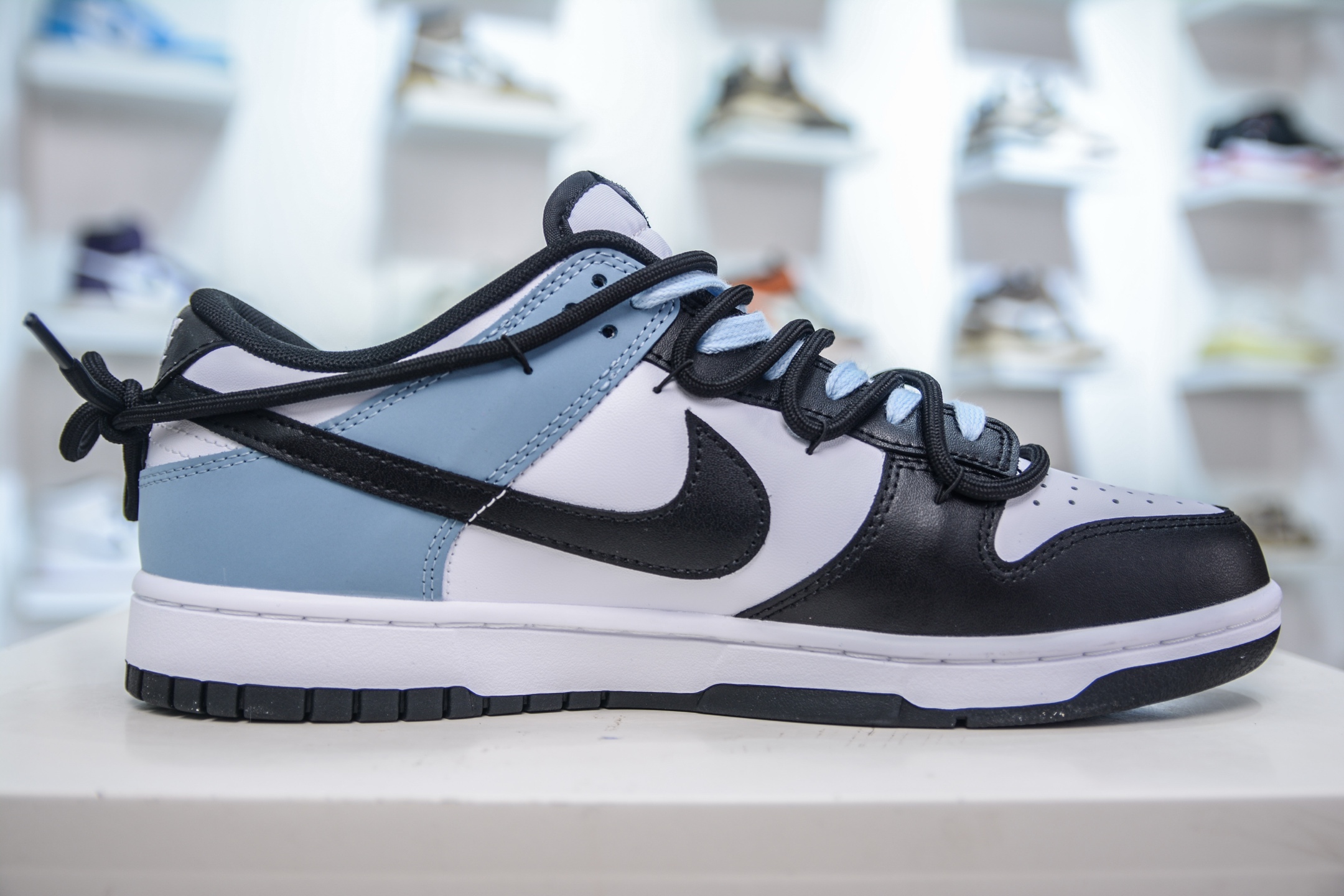 280 优势主推好价 YC纯原 Nike Dunk Low 山海经 赢鱼 黑白蓝 DD1503-101-Chinese UA Cheap High Quatity Brand Clothes Bags handbags Sneakers wholesale wholesaler seller from China Factory suppliers Fashion Clothing Shoes best Quality Beautiful Price 280 优势主推好价 YC纯原 Nike Dunk Low 山海经 赢鱼 黑白蓝 DD1503-101