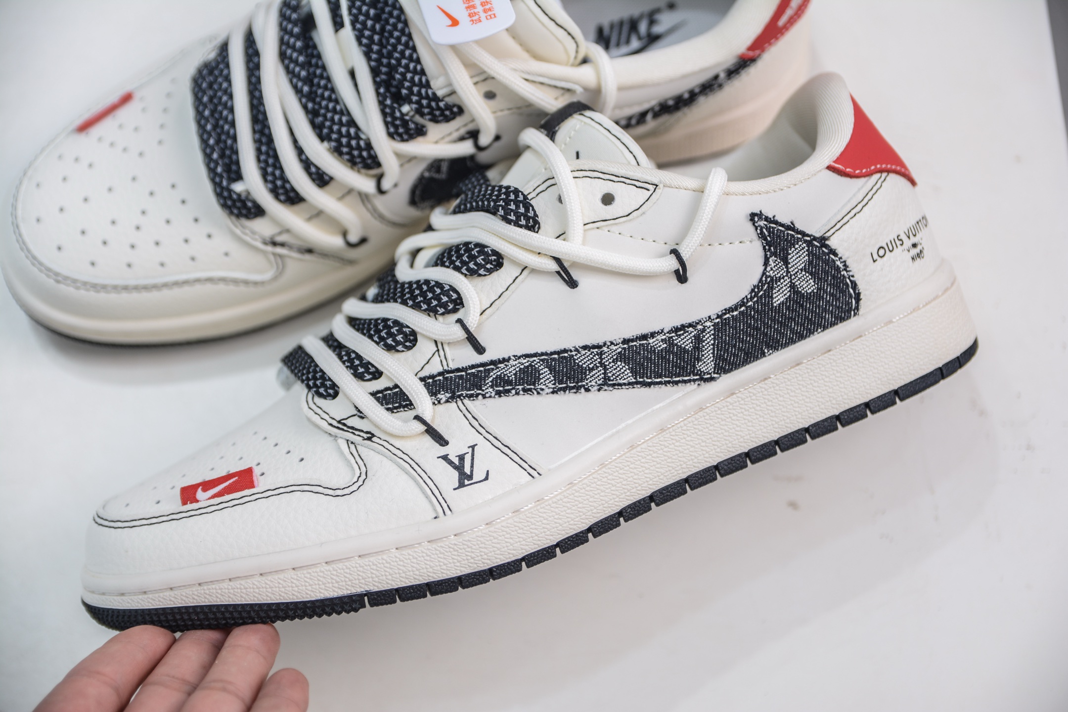 300 Travis Scott x Nike Air Jordan 1 Low X Louis Vuitton LV联名-米白红尾绑带 DM6868-108-Chinese UA Cheap High Quatity Brand Clothes Bags handbags Sneakers wholesale wholesaler seller from China Factory suppliers Fashion Clothing Shoes best Quality Beautiful Price 300 Travis Scott x Nike Air Jordan 1 Low X Louis Vuitton LV联名-米白红尾绑带 DM6868-108