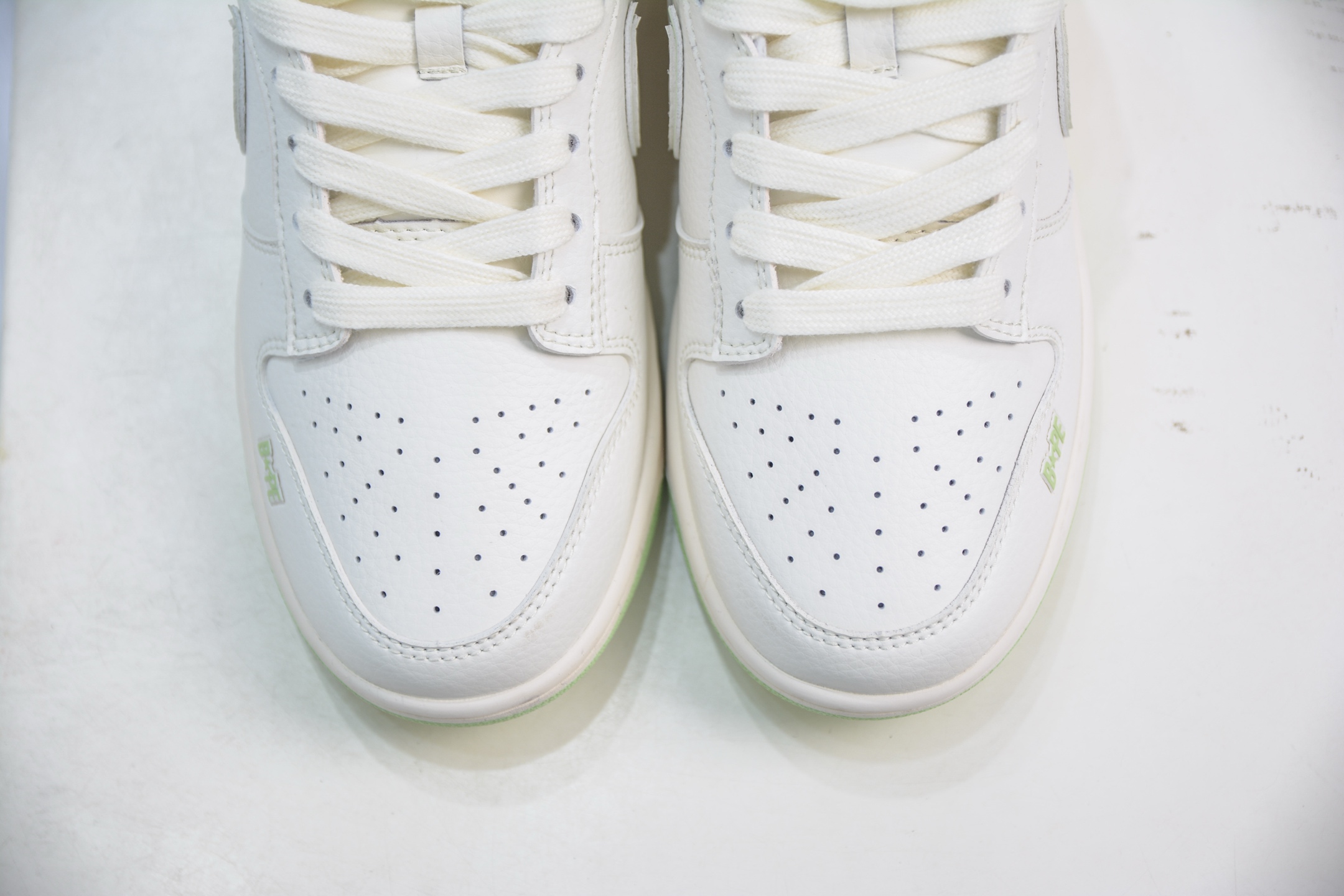 Nike SB Dunk Low x BAPE Collab – Cream/Green, Original Materials 9 i1751295459070 2024 0 8