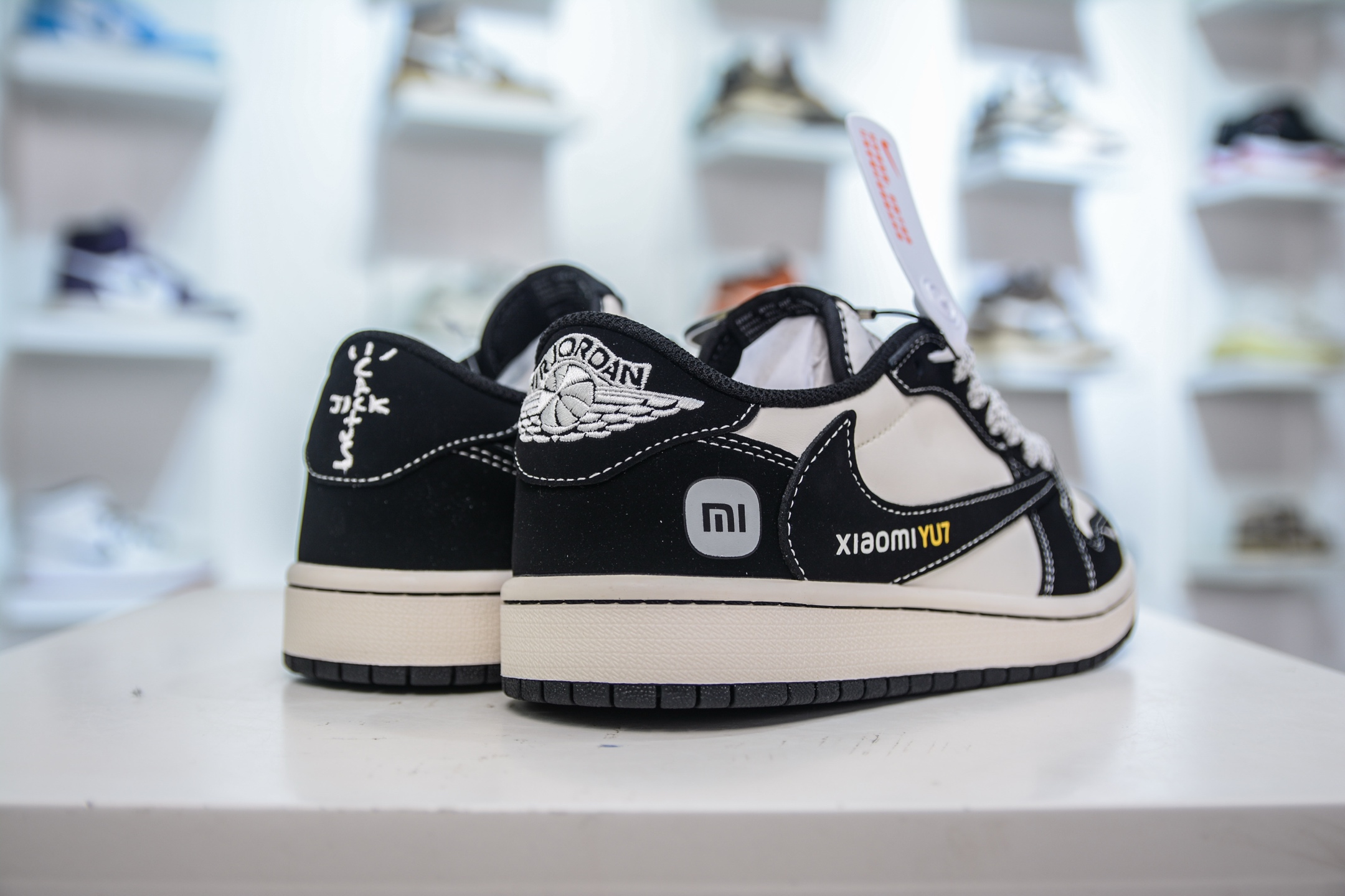 Air Jordan 1 Low x Xiaomi SU7 Custom Black/White Sneakers 7 i1751295556884 1600 0 5