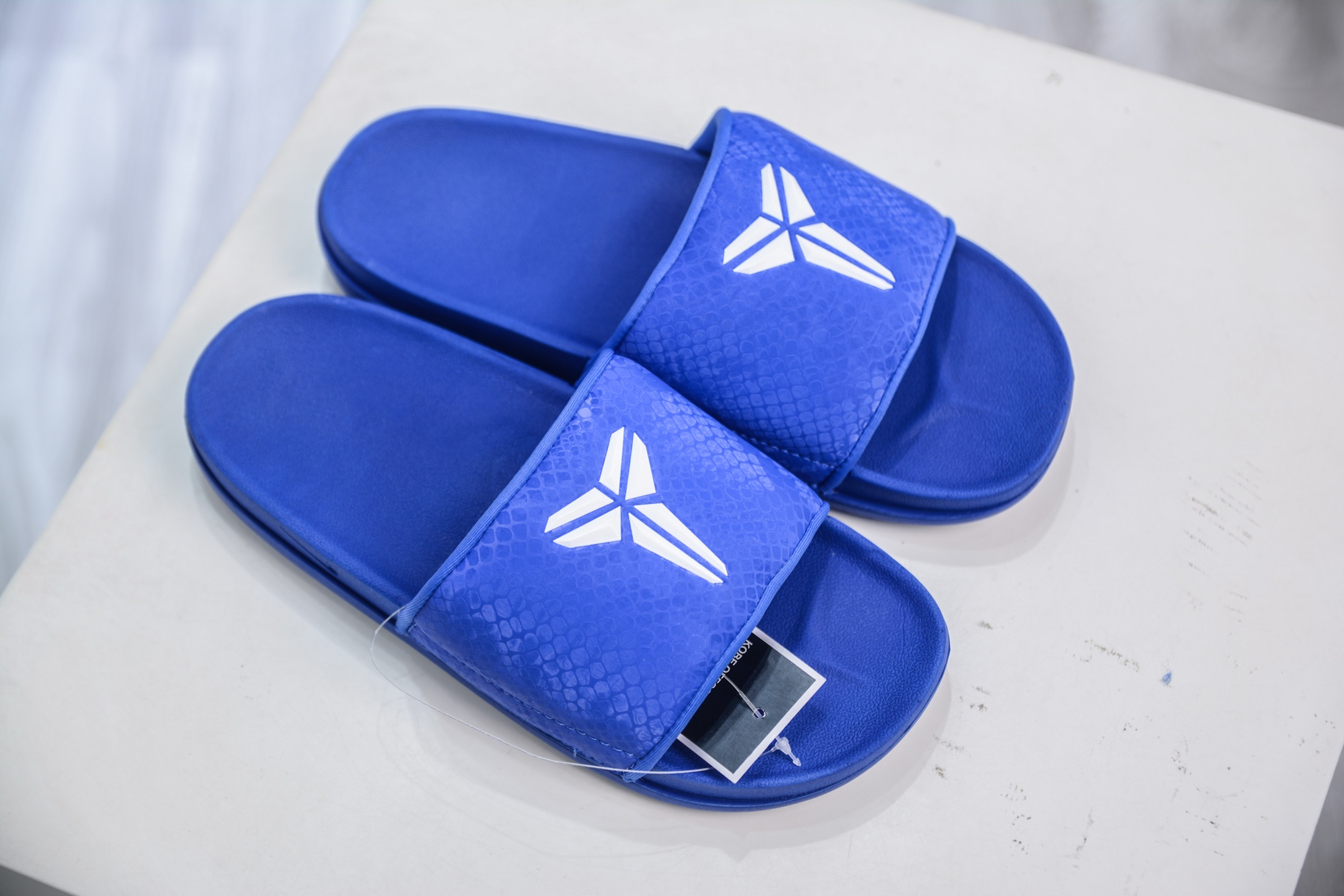 Nike Kobe Offcourt Slide: Comfortable, Stylish, and Anti-Slip Sandals 8 i1751295620616 1199 0 6
