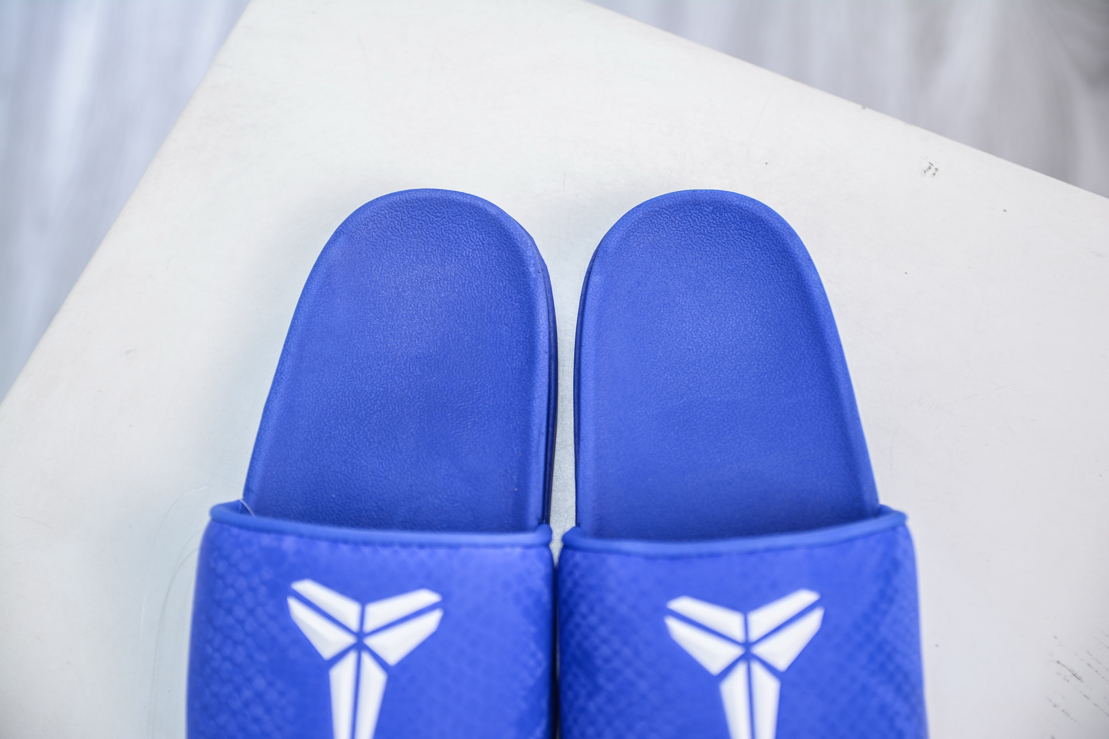 Nike Kobe Offcourt Slide: Comfortable, Stylish, and Anti-Slip Sandals 9 i1751295621834 1383 0 7