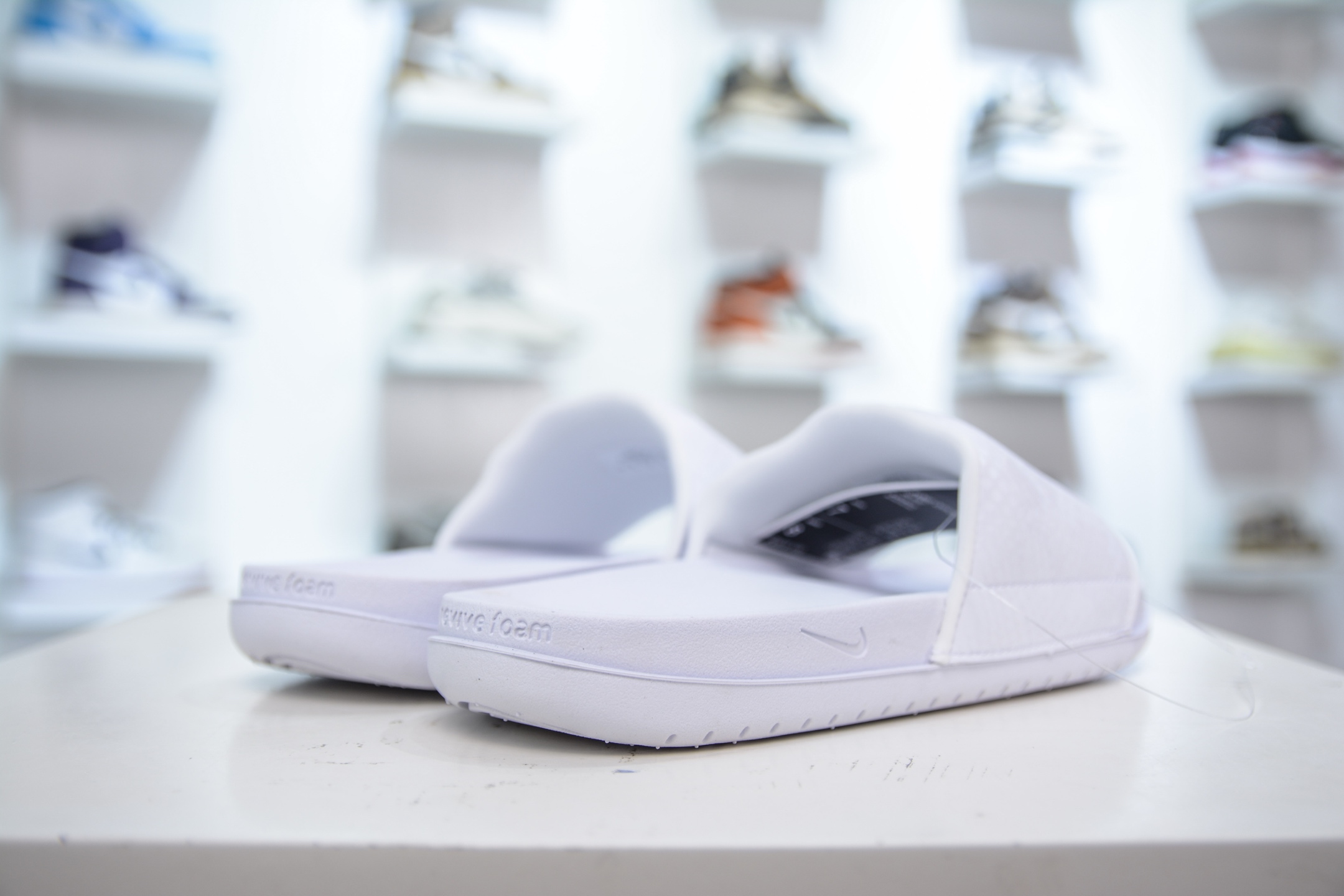Nike Kobe Offcourt Slide: Comfort & Style for Men and Women 7 i1751295677761 8657 0 5