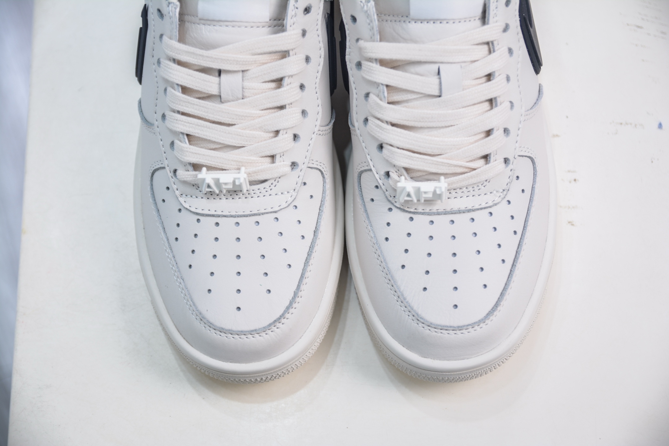 AMBUSH x NK Air Force 1 Low White Black Sneakers DV3464-002 9 i1751296142268 2350 0 7