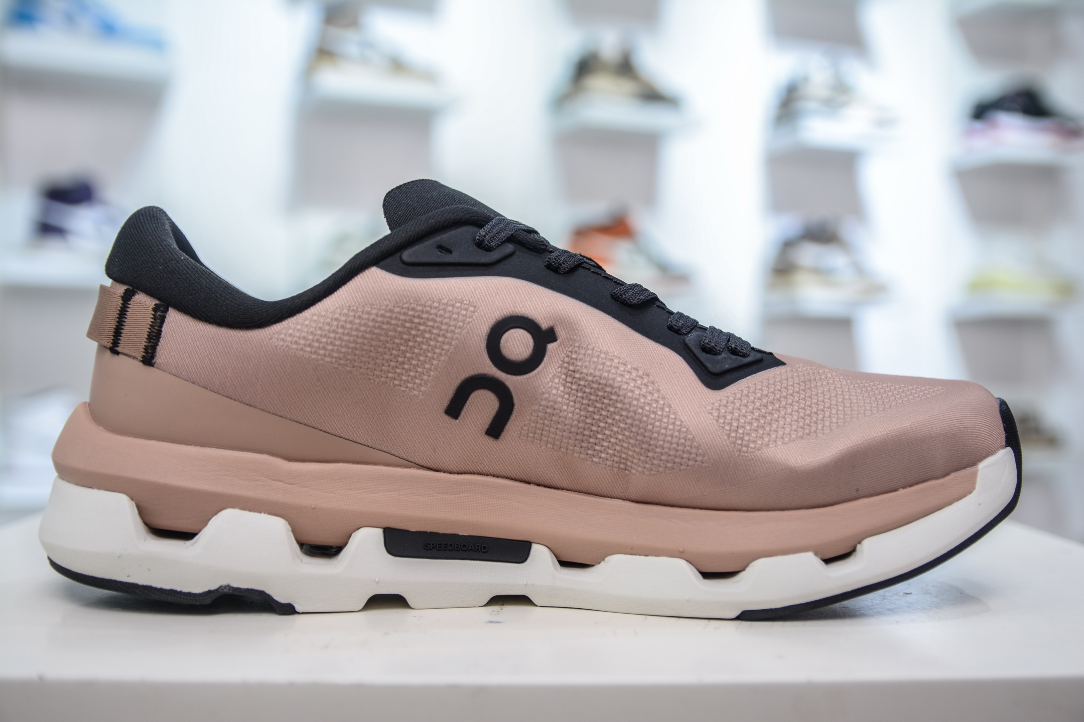 KITH x On Cloudzone Running Shoes-Comfortable, Durable, and Stylish 3 i1751296212427 5830 0 2