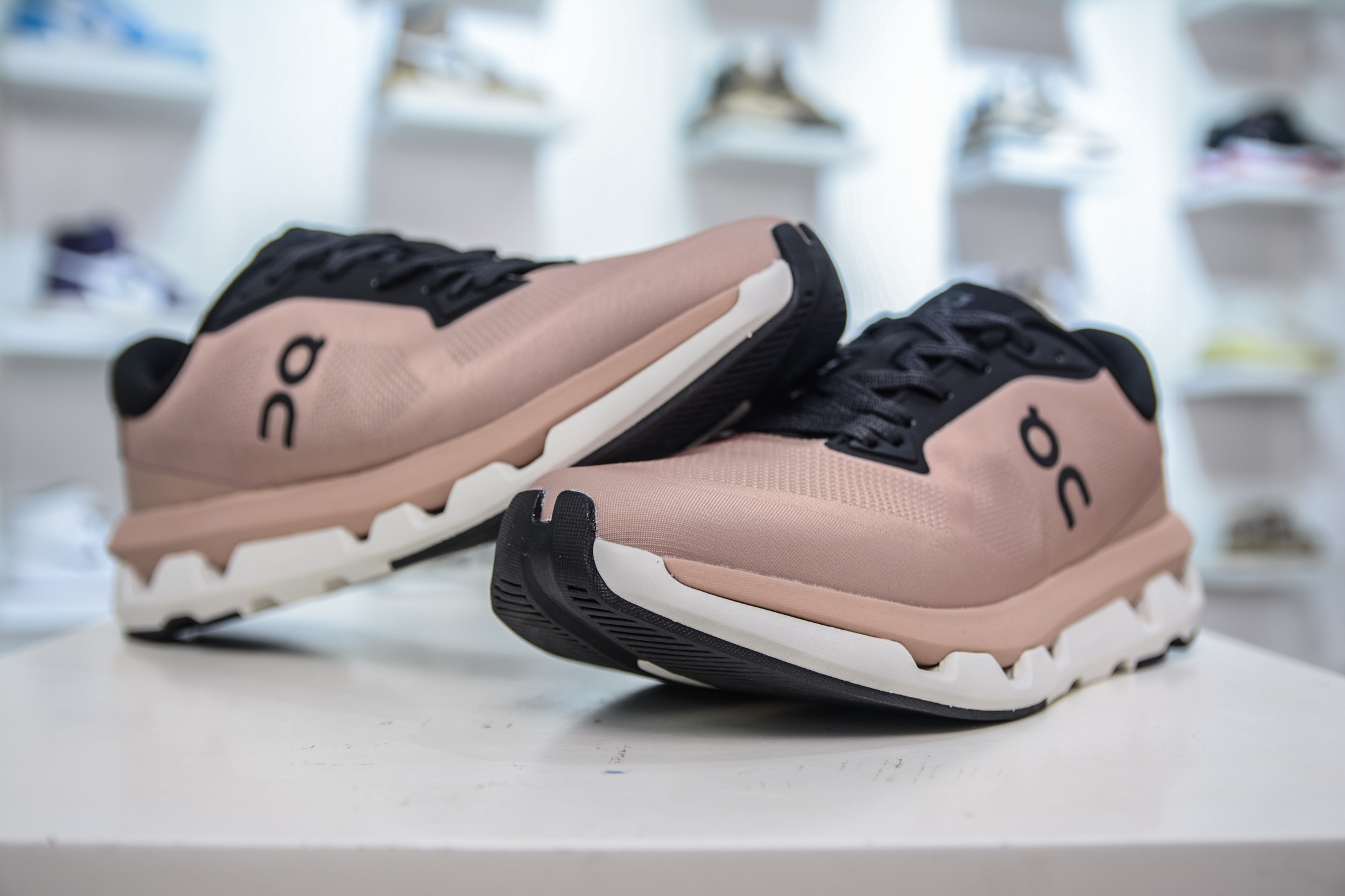 KITH x On Cloudzone Running Shoes-Comfortable, Durable, and Stylish 4 i1751296212472 7976 0 3