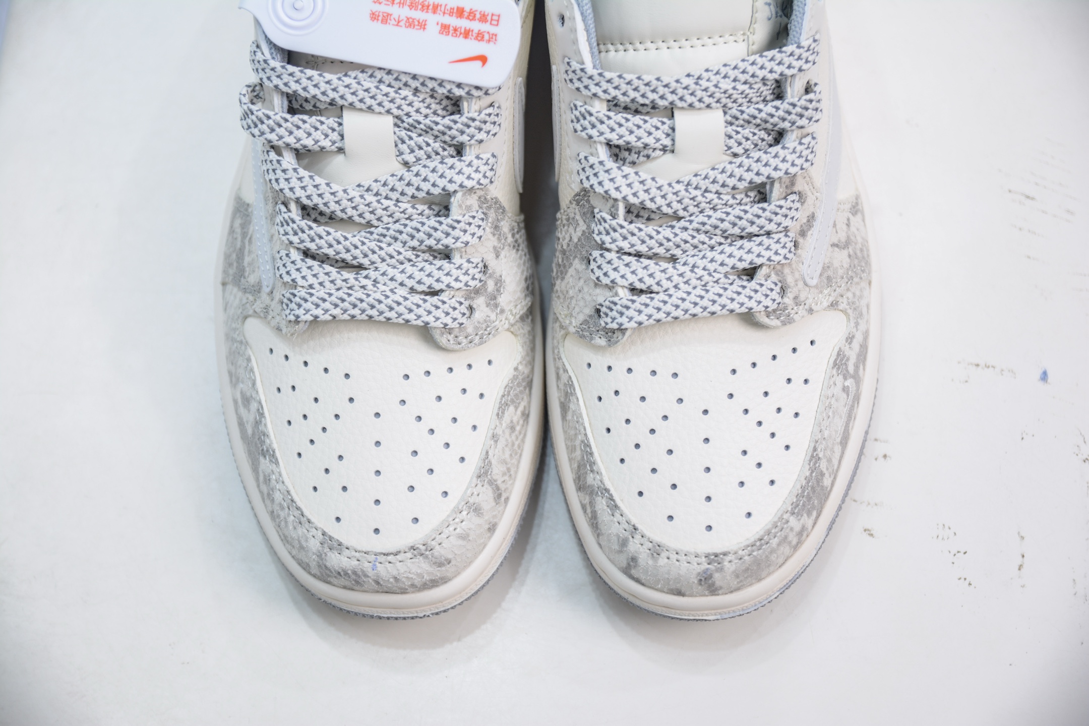 270 TS x Air Jordan x Louis Vuitton AJ1 Low 倒钩低帮LV联名-米白灰蛇纹 XS7089-620