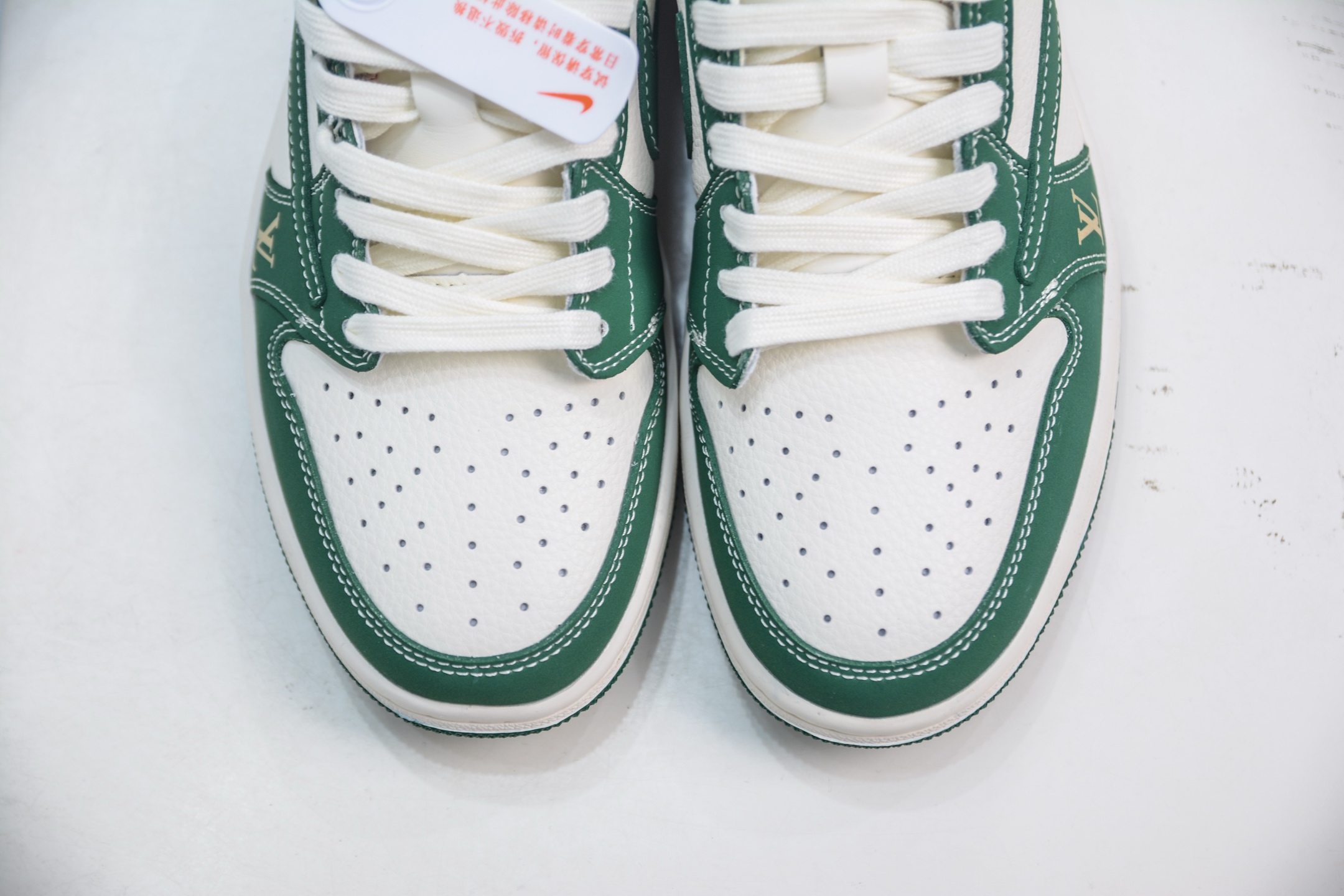 270 TS x Air Jordan x Louis Vuitton AJ1 Low 倒钩低帮LV联名-白绿黄 ZH2598-161-Chinese UA Cheap High Quatity Brand Clothes Bags handbags Sneakers wholesale wholesaler seller from China Factory suppliers Fashion Clothing Shoes best Quality Beautiful Price 270 TS x Air Jordan x Louis Vuitton AJ1 Low 倒钩低帮LV联名-白绿黄 ZH2598-161