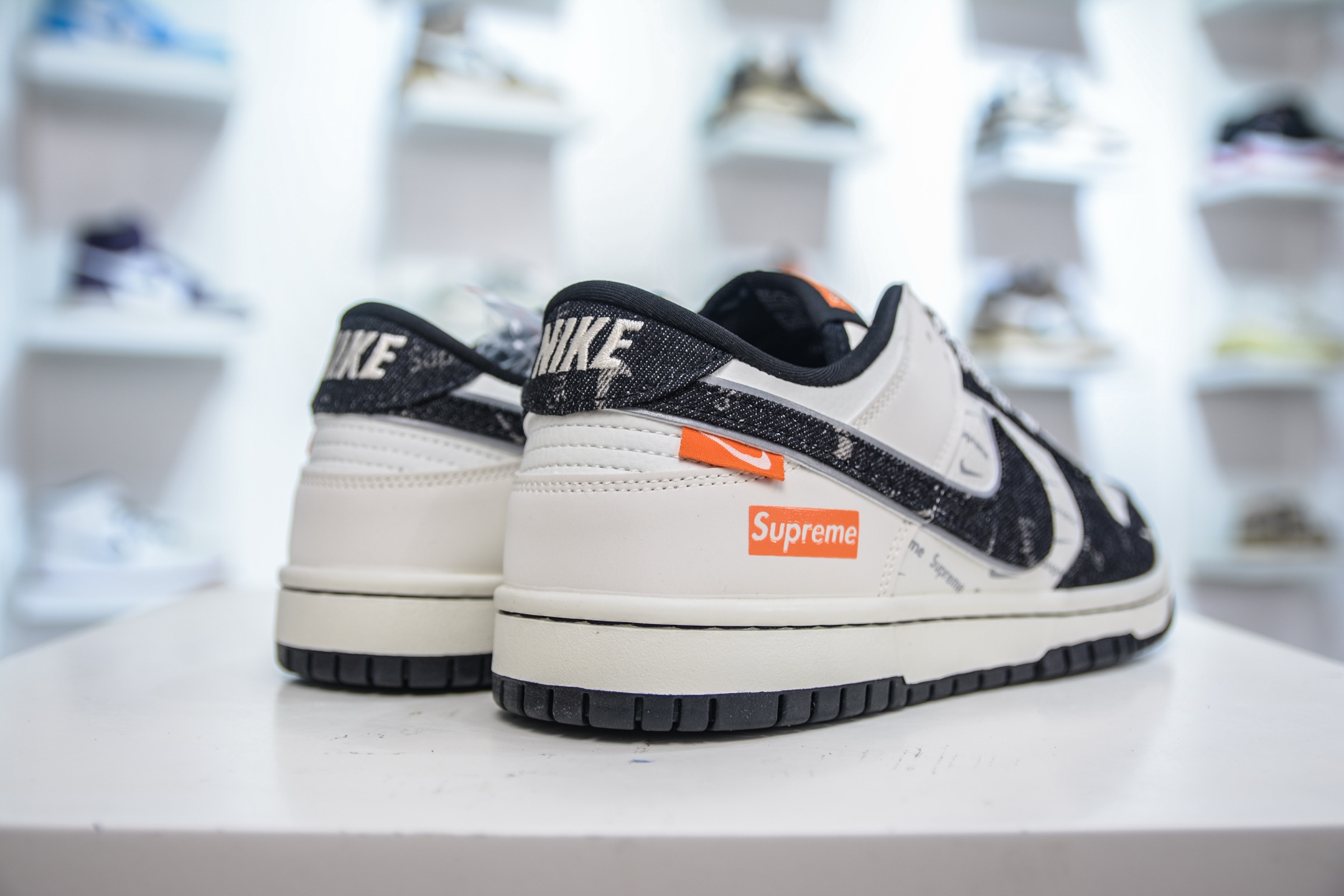 280 Nike SB Dunk Low x superme SUP联名-米白黑牛仔 SC9207-414-Chinese UA Cheap High Quatity Brand Clothes Bags handbags Sneakers wholesale wholesaler seller from China Factory suppliers Fashion Clothing Shoes best Quality Beautiful Price 280 Nike SB Dunk Low x superme SUP联名-米白黑牛仔 SC9207-414