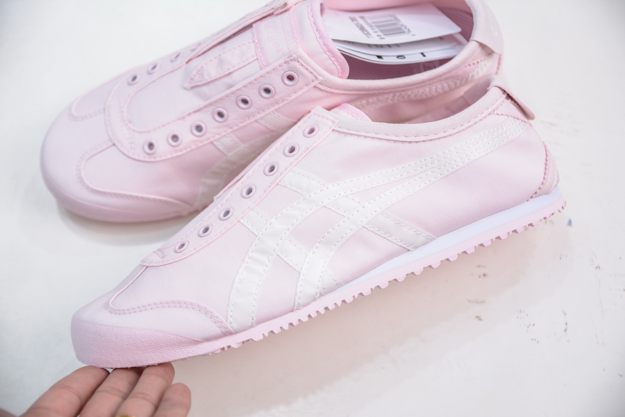 130 Asics 鬼冢虎 Mexico 66 VIN 印尼厂Oem原单材料 1183B603-700-Chinese UA Cheap High Quatity Brand Clothes Bags handbags Sneakers wholesale wholesaler seller from China Factory suppliers Fashion Clothing Shoes best Quality Beautiful Price 130 Asics 鬼冢虎 Mexico 66 VIN 印尼厂Oem原单材料 1183B603-700