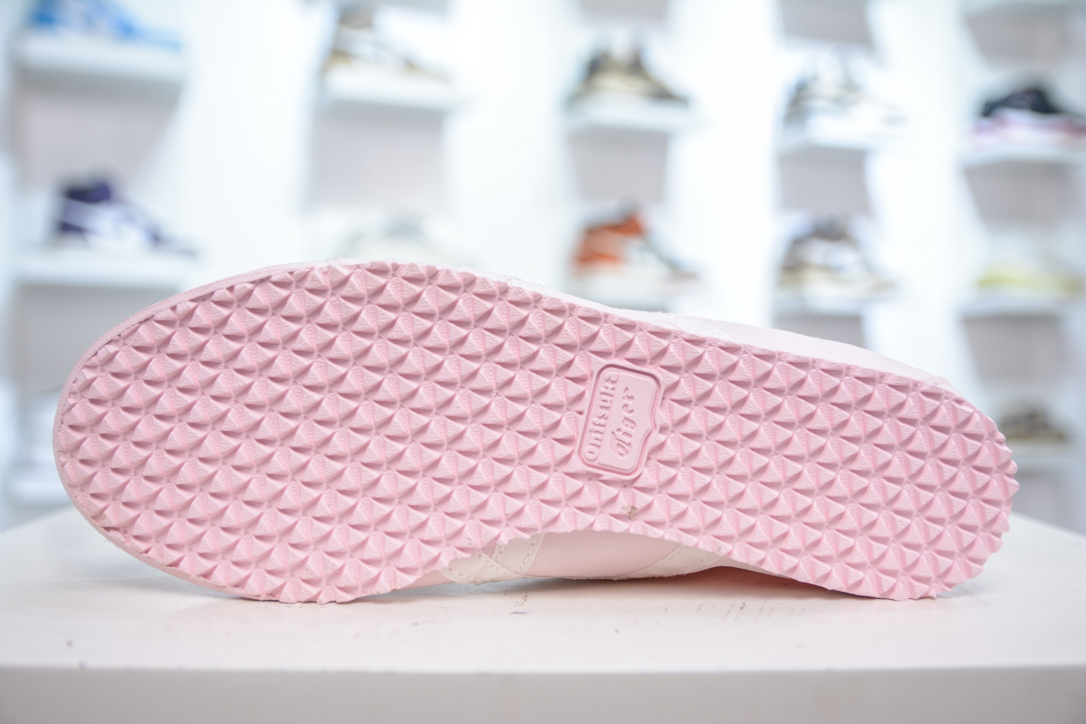 130 Asics 鬼冢虎 Mexico 66 VIN 印尼厂Oem原单材料 1183B603-700-Chinese UA Cheap High Quatity Brand Clothes Bags handbags Sneakers wholesale wholesaler seller from China Factory suppliers Fashion Clothing Shoes best Quality Beautiful Price 130 Asics 鬼冢虎 Mexico 66 VIN 印尼厂Oem原单材料 1183B603-700