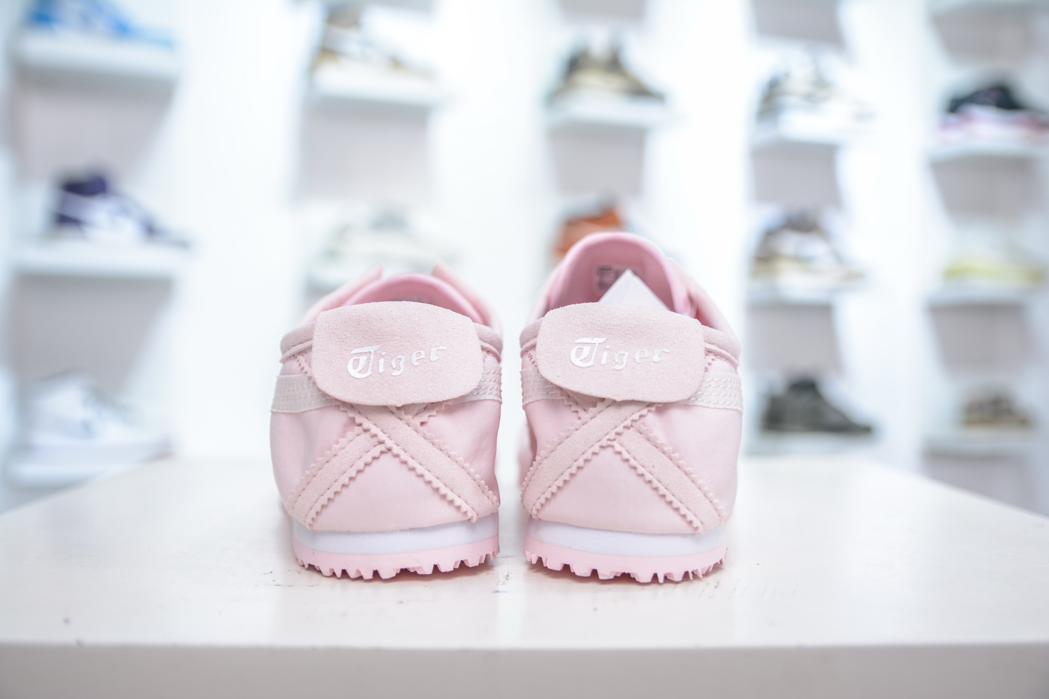 130 Asics 鬼冢虎 Mexico 66 VIN 印尼厂Oem原单材料 1183B603-700-Chinese UA Cheap High Quatity Brand Clothes Bags handbags Sneakers wholesale wholesaler seller from China Factory suppliers Fashion Clothing Shoes best Quality Beautiful Price 130 Asics 鬼冢虎 Mexico 66 VIN 印尼厂Oem原单材料 1183B603-700