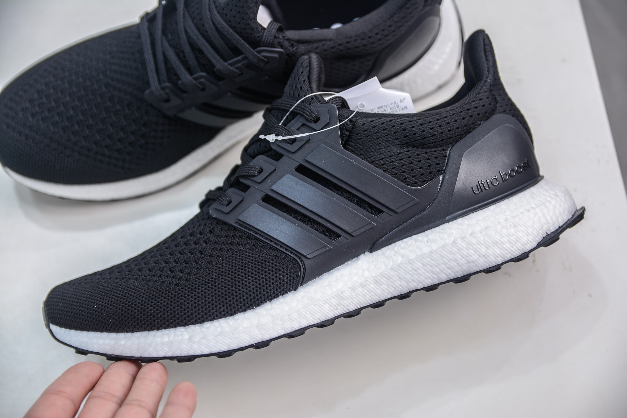 170 adidas Ultraboost 1.0 黑白 采用 Adidas primeknit HQ4201-Chinese UA Cheap High Quatity Brand Clothes Bags handbags Sneakers wholesale wholesaler seller from China Factory suppliers Fashion Clothing Shoes best Quality Beautiful Price 170 adidas Ultraboost 1.0 黑白 采用 Adidas primeknit HQ4201