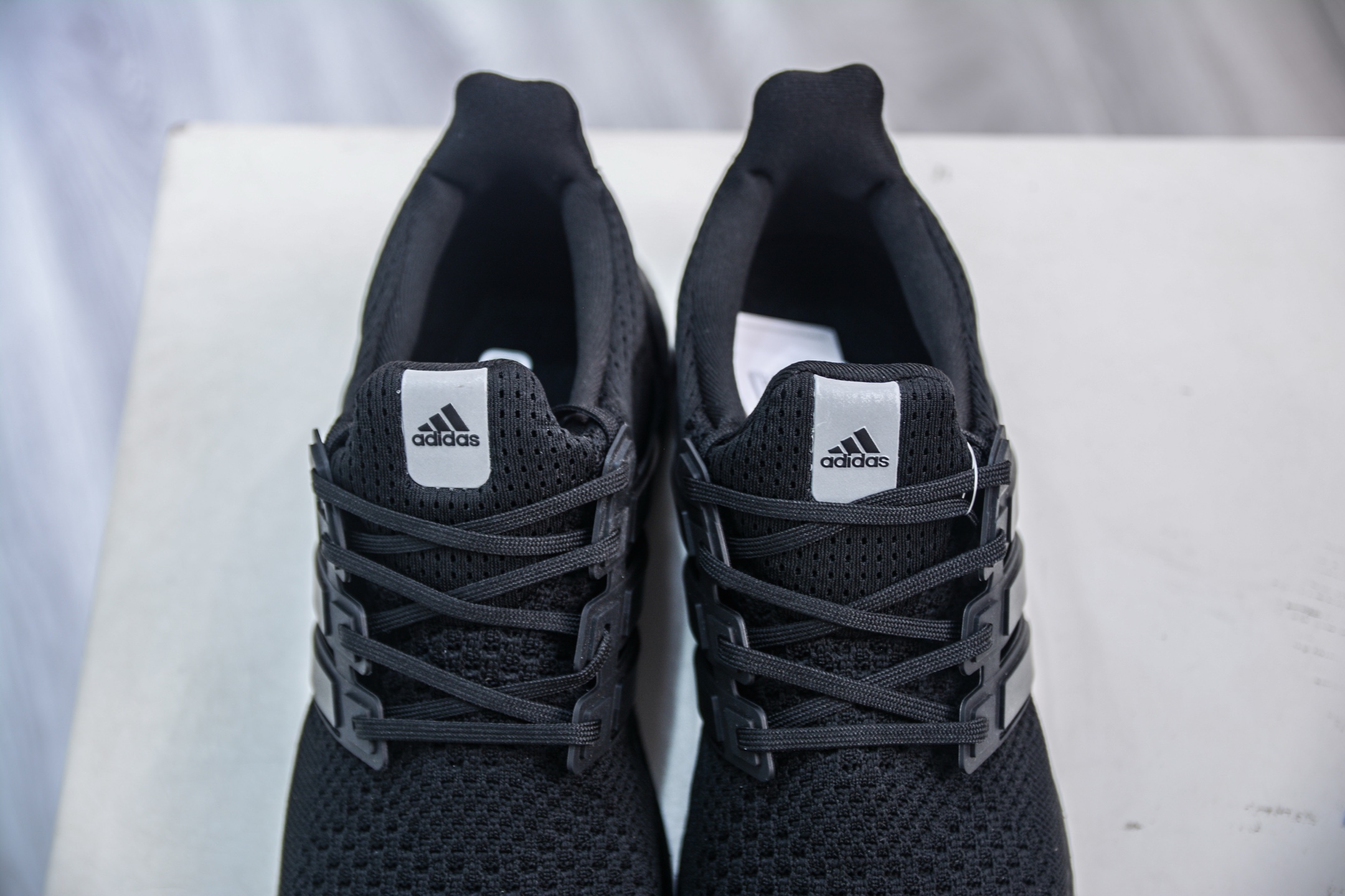 170 adidas Ultraboost 1.0 全黑 采用 Adidas primeknit HQ4199