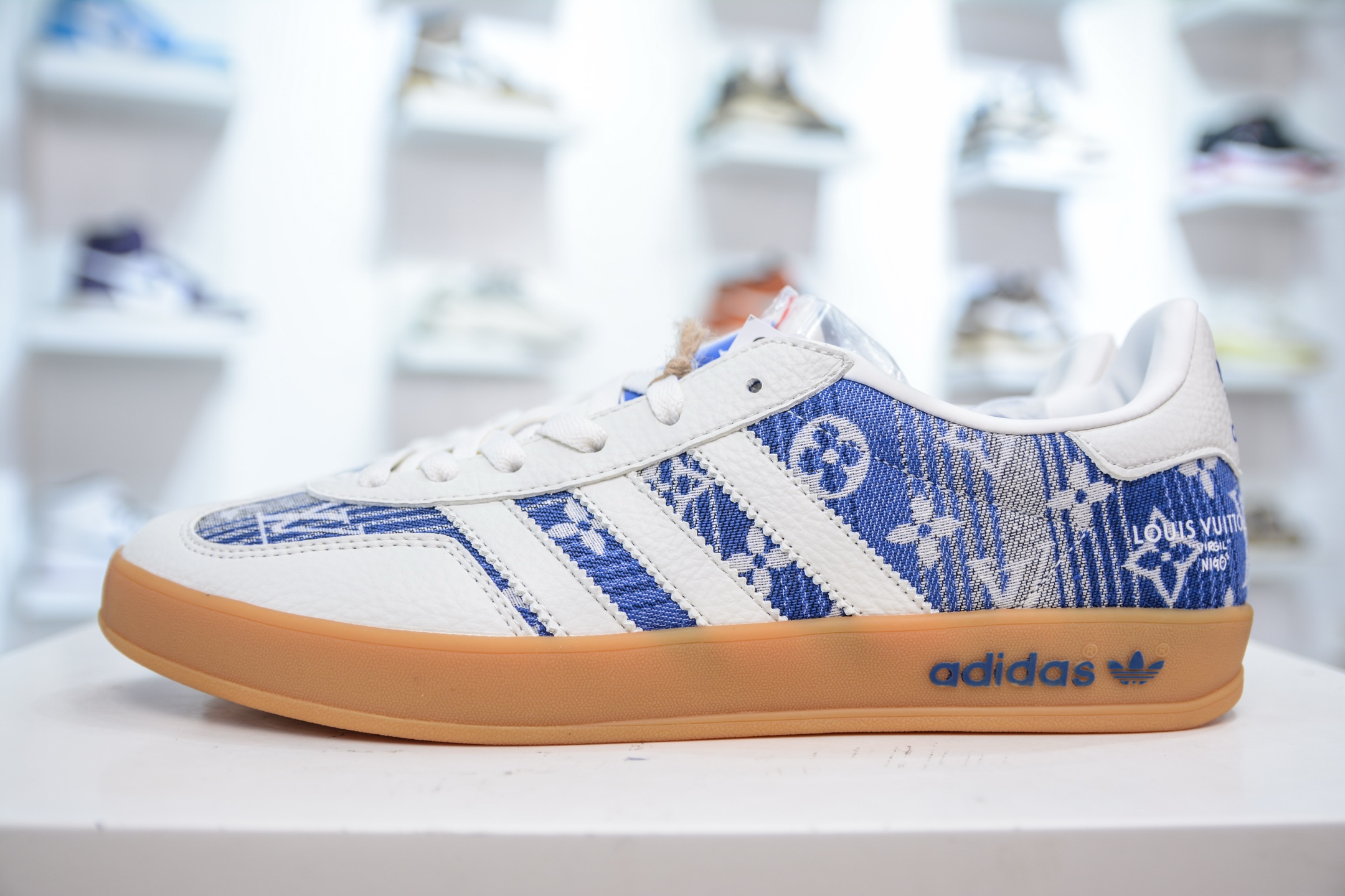 Adidas Samba OG x Louis Vuitton White Blue Denim Sneakers 2 i1751466512784 9217 0 0