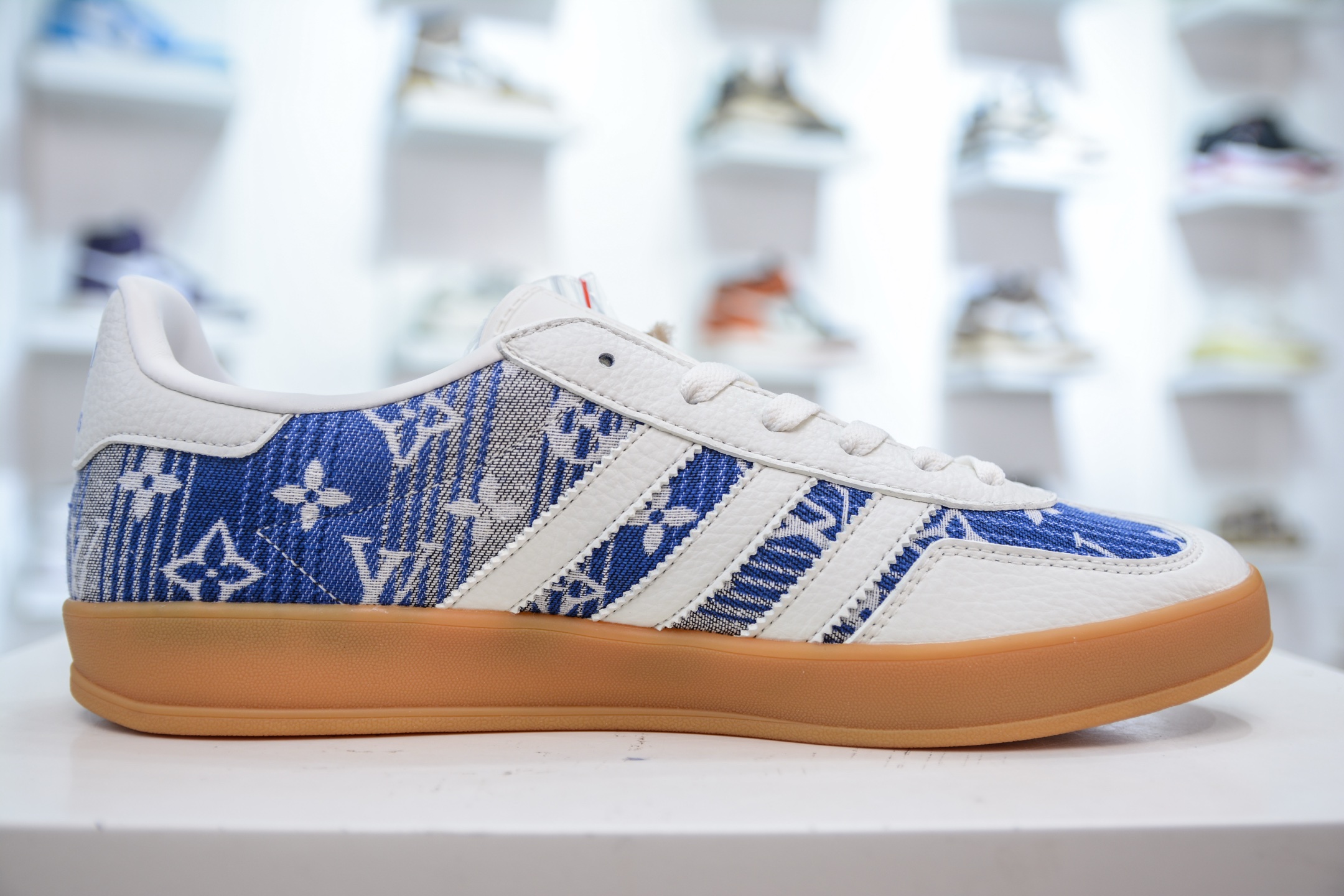 Adidas Samba OG x Louis Vuitton White Blue Denim Sneakers 4 i1751466513870 9994 0 2