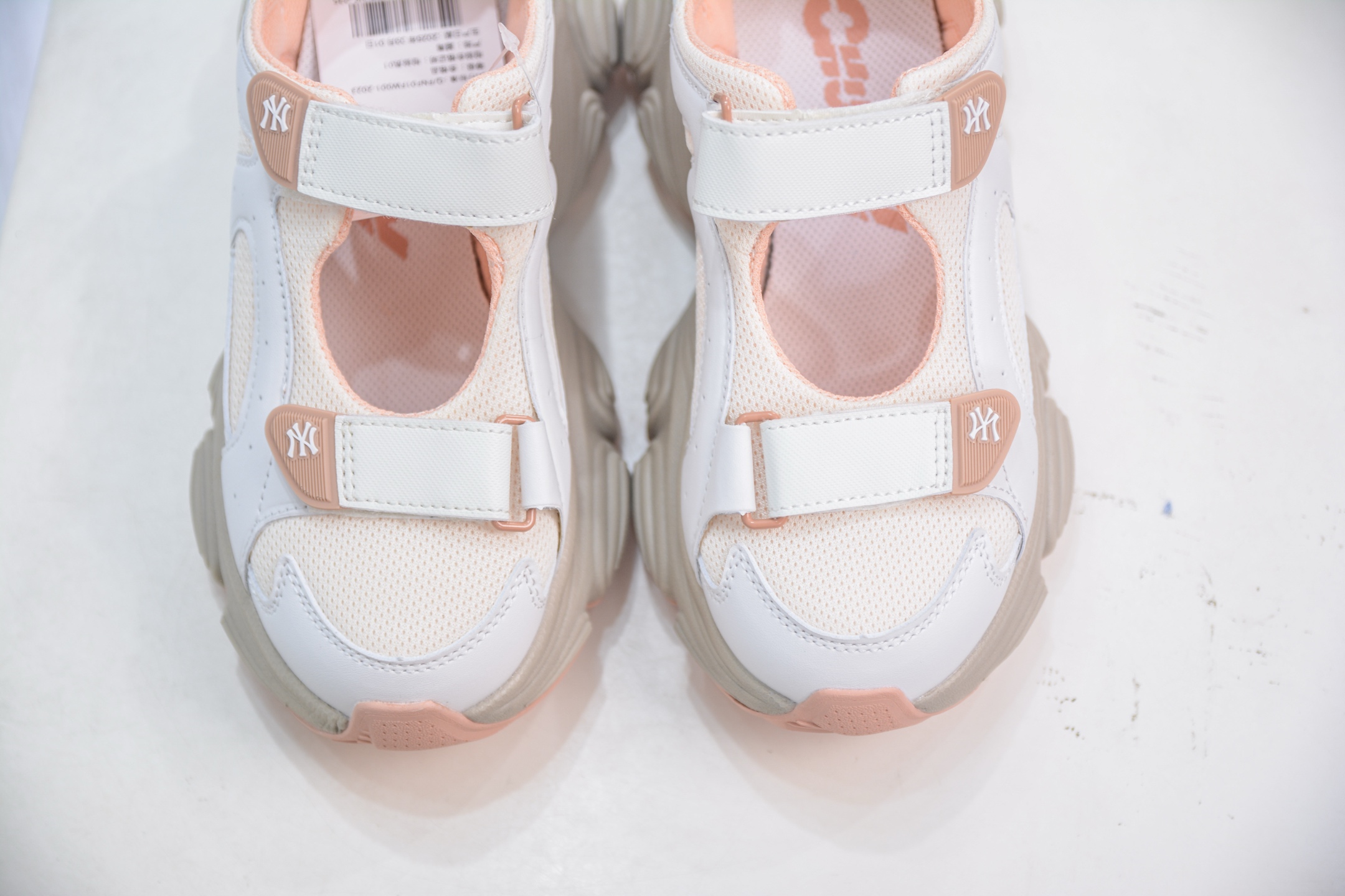 MLB x New York Yankees Winner Chunky Mask Mary Jane Platform Sandals 9 i1751466783049 9151 0 8