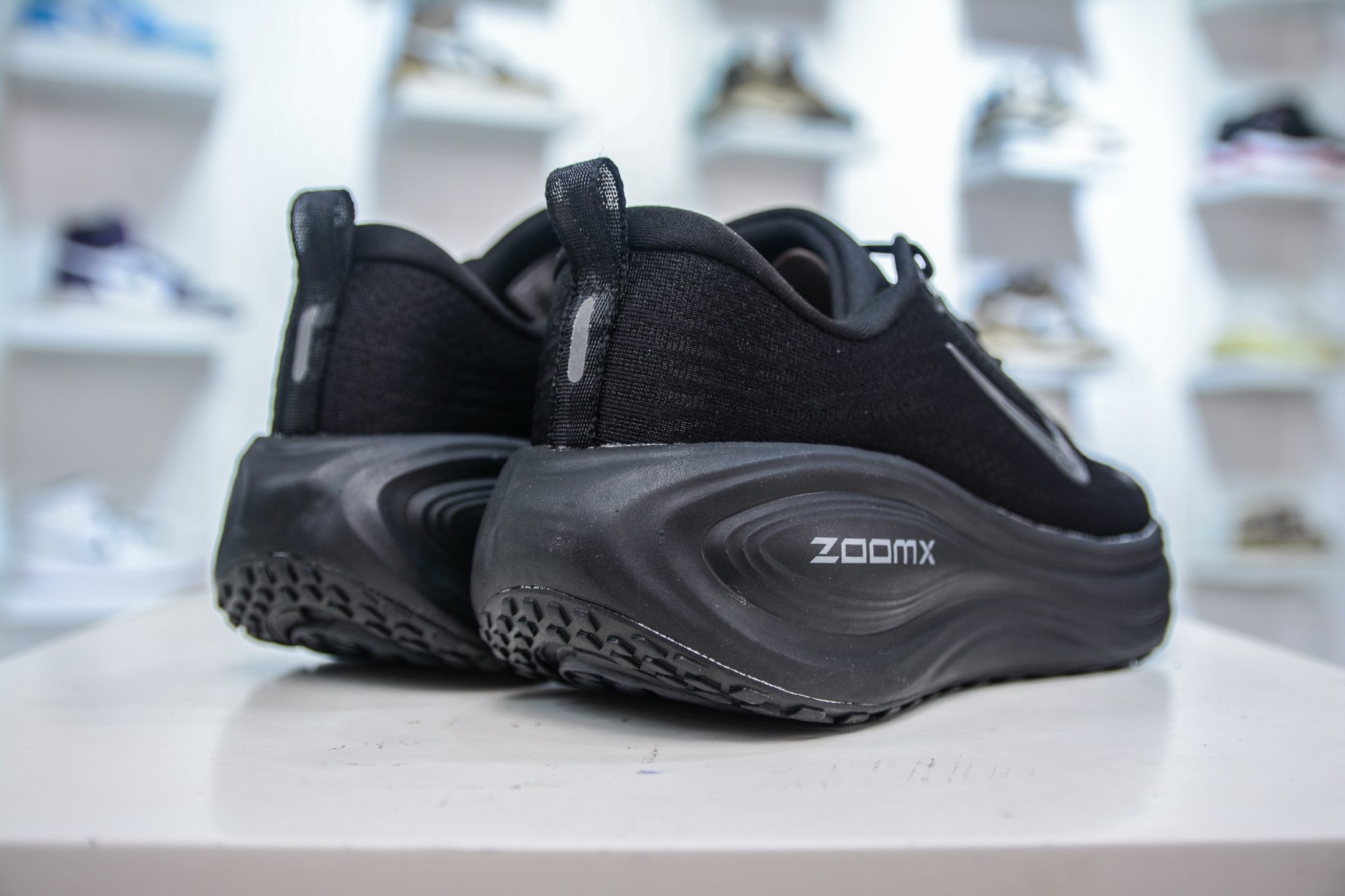 Nike Air Zoom Vomero PLUS Running Shoes Cushioned Sneakers HV8150-003 6 i1751466923965 3093 0 5