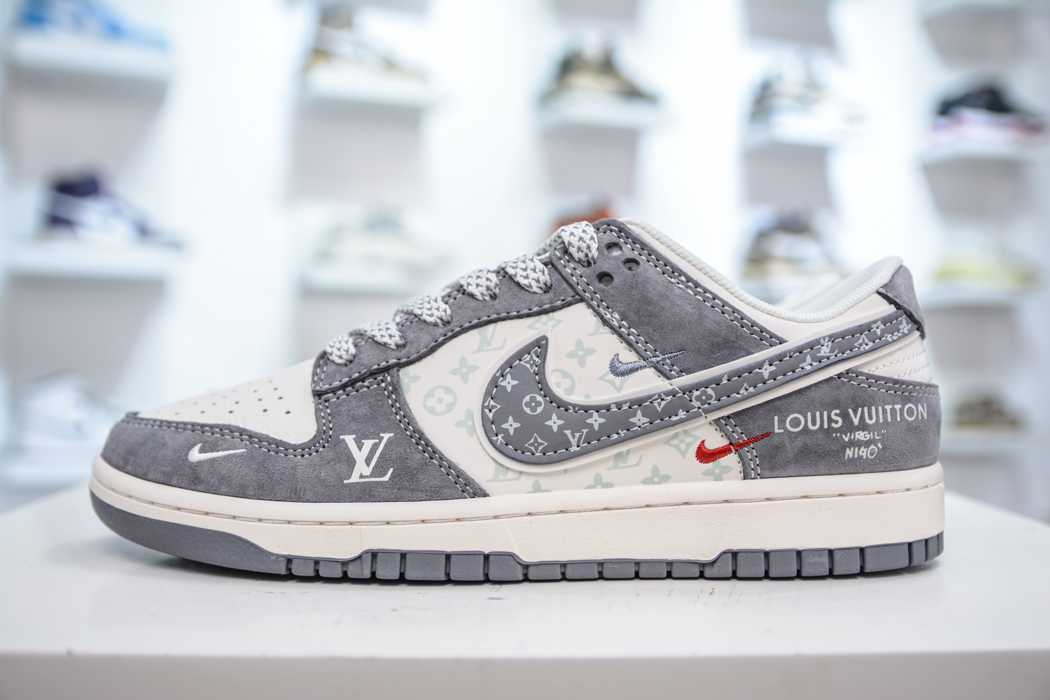 Nike SB Dunk Low x Louis Vuitton White Grey - Premium Craftsmanship 2 i1751467038665 5437 0 0