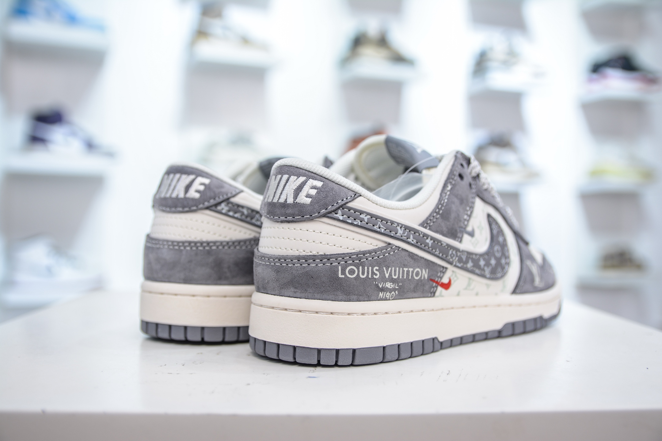 Nike SB Dunk Low x Louis Vuitton White Grey - Premium Craftsmanship 7 i1751467040280 6586 0 5