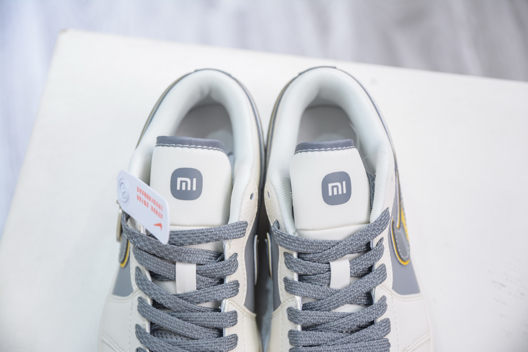 270 Air Jordan AJ1 Low X xiaomi SU7Ulltru 低帮联名小米-寒武岩灰 XX3168-199-Chinese UA Cheap High Quatity Brand Clothes Bags handbags Sneakers wholesale wholesaler seller from China Factory suppliers Fashion Clothing Shoes best Quality Beautiful Price 270 Air Jordan AJ1 Low X xiaomi SU7Ulltru 低帮联名小米-寒武岩灰 XX3168-199