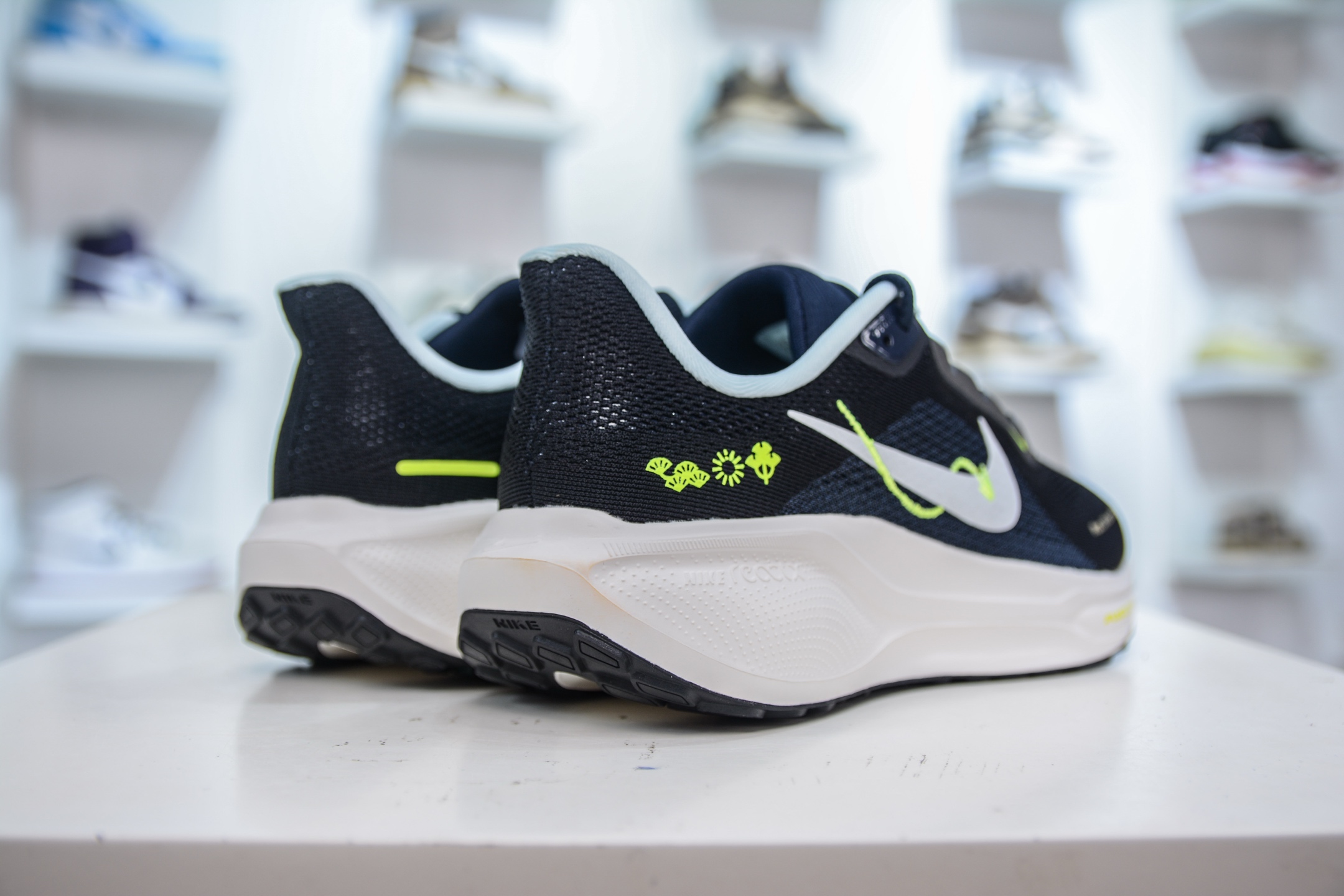 Nike Air Zoom Pegasus 41 Running Shoes - Breathable, Lightweight, and Durable 6 i1751467376835 1018 0 5