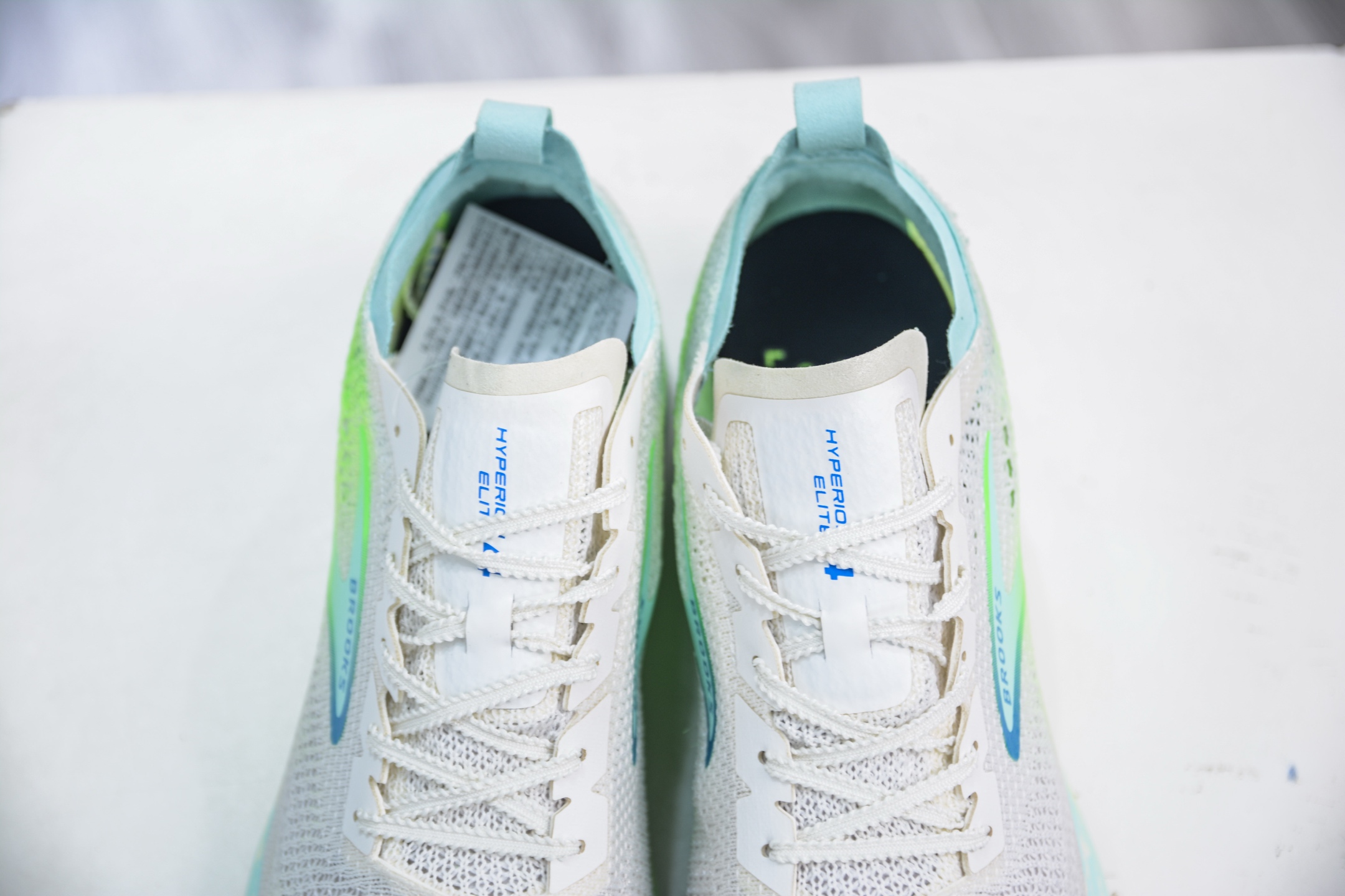 Brooks Hyperion Elite 4: Ultra-Light Running Shoes for Optimal Performance 8 i1751467480777 5369 0 7