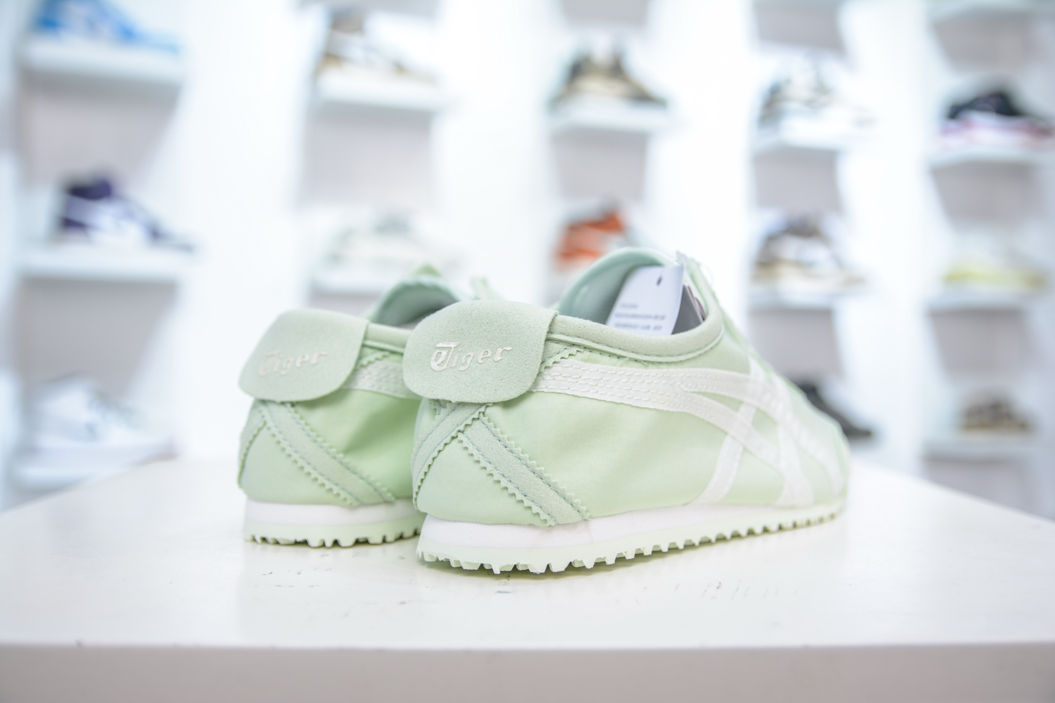 130 Asics 鬼冢虎 Mexico 66 VIN 印尼厂Oem原单材料 1183B603-303-Chinese UA Cheap High Quatity Brand Clothes Bags handbags Sneakers wholesale wholesaler seller from China Factory suppliers Fashion Clothing Shoes best Quality Beautiful Price 130 Asics 鬼冢虎 Mexico 66 VIN 印尼厂Oem原单材料 1183B603-303