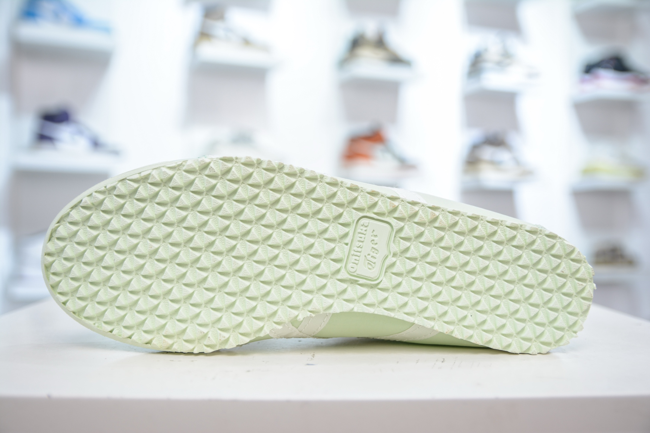 130 Asics 鬼冢虎 Mexico 66 VIN 印尼厂Oem原单材料 1183B603-303-Chinese UA Cheap High Quatity Brand Clothes Bags handbags Sneakers wholesale wholesaler seller from China Factory suppliers Fashion Clothing Shoes best Quality Beautiful Price 130 Asics 鬼冢虎 Mexico 66 VIN 印尼厂Oem原单材料 1183B603-303