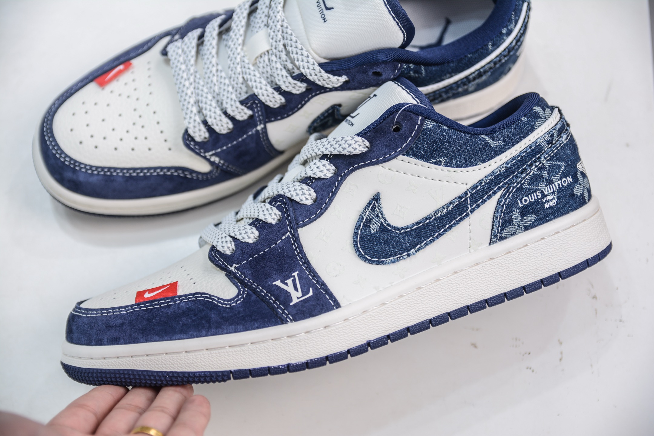 270 Air Jordan AJ1 Low X Louis Vuitton 低帮联名LV-白蓝牛仔 YX5066-368-Chinese UA Cheap High Quatity Brand Clothes Bags handbags Sneakers wholesale wholesaler seller from China Factory suppliers Fashion Clothing Shoes best Quality Beautiful Price 270 Air Jordan AJ1 Low X Louis Vuitton 低帮联名LV-白蓝牛仔 YX5066-368