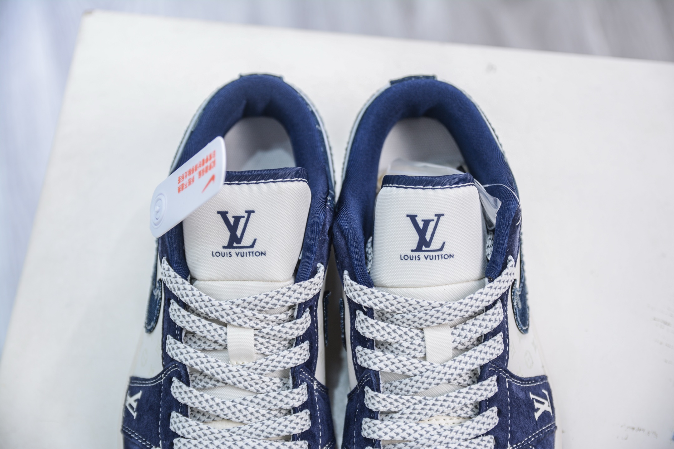 270 Air Jordan AJ1 Low X Louis Vuitton 低帮联名LV-白蓝牛仔 YX5066-368-Chinese UA Cheap High Quatity Brand Clothes Bags handbags Sneakers wholesale wholesaler seller from China Factory suppliers Fashion Clothing Shoes best Quality Beautiful Price 270 Air Jordan AJ1 Low X Louis Vuitton 低帮联名LV-白蓝牛仔 YX5066-368