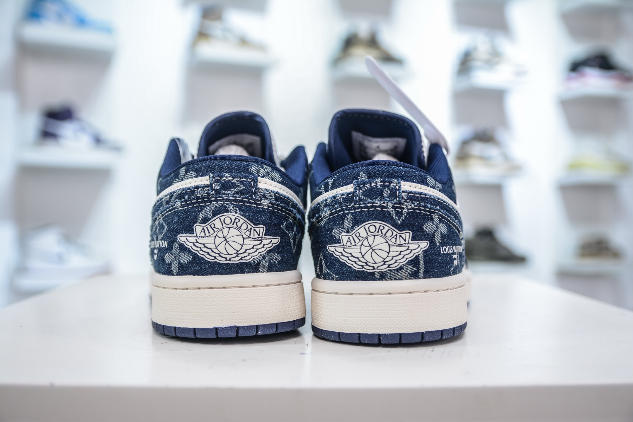 270 Air Jordan AJ1 Low X Louis Vuitton 低帮联名LV-白蓝牛仔 YX5066-368-Chinese UA Cheap High Quatity Brand Clothes Bags handbags Sneakers wholesale wholesaler seller from China Factory suppliers Fashion Clothing Shoes best Quality Beautiful Price 270 Air Jordan AJ1 Low X Louis Vuitton 低帮联名LV-白蓝牛仔 YX5066-368