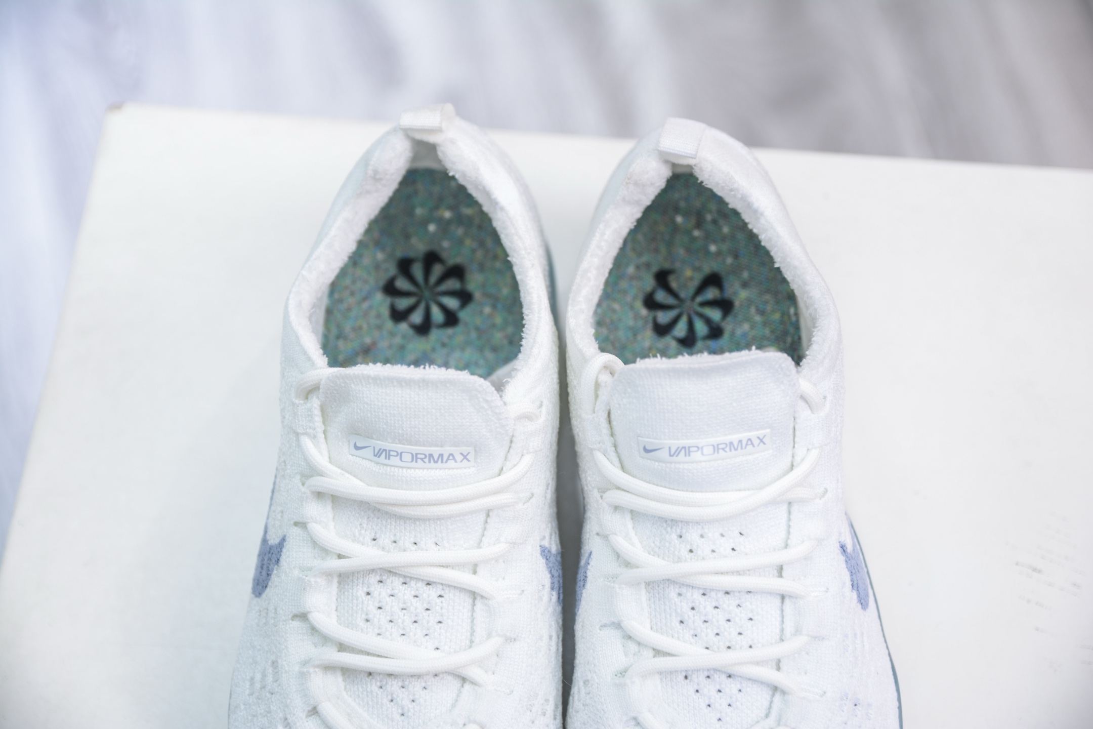 200 NK Air Vapormax 2023 全掌长气垫缓震网布低帮跑步鞋 DV6840-100-Chinese UA Cheap High Quatity Brand Clothes Bags handbags Sneakers wholesale wholesaler seller from China Factory suppliers Fashion Clothing Shoes best Quality Beautiful Price 200 NK Air Vapormax 2023 全掌长气垫缓震网布低帮跑步鞋 DV6840-100